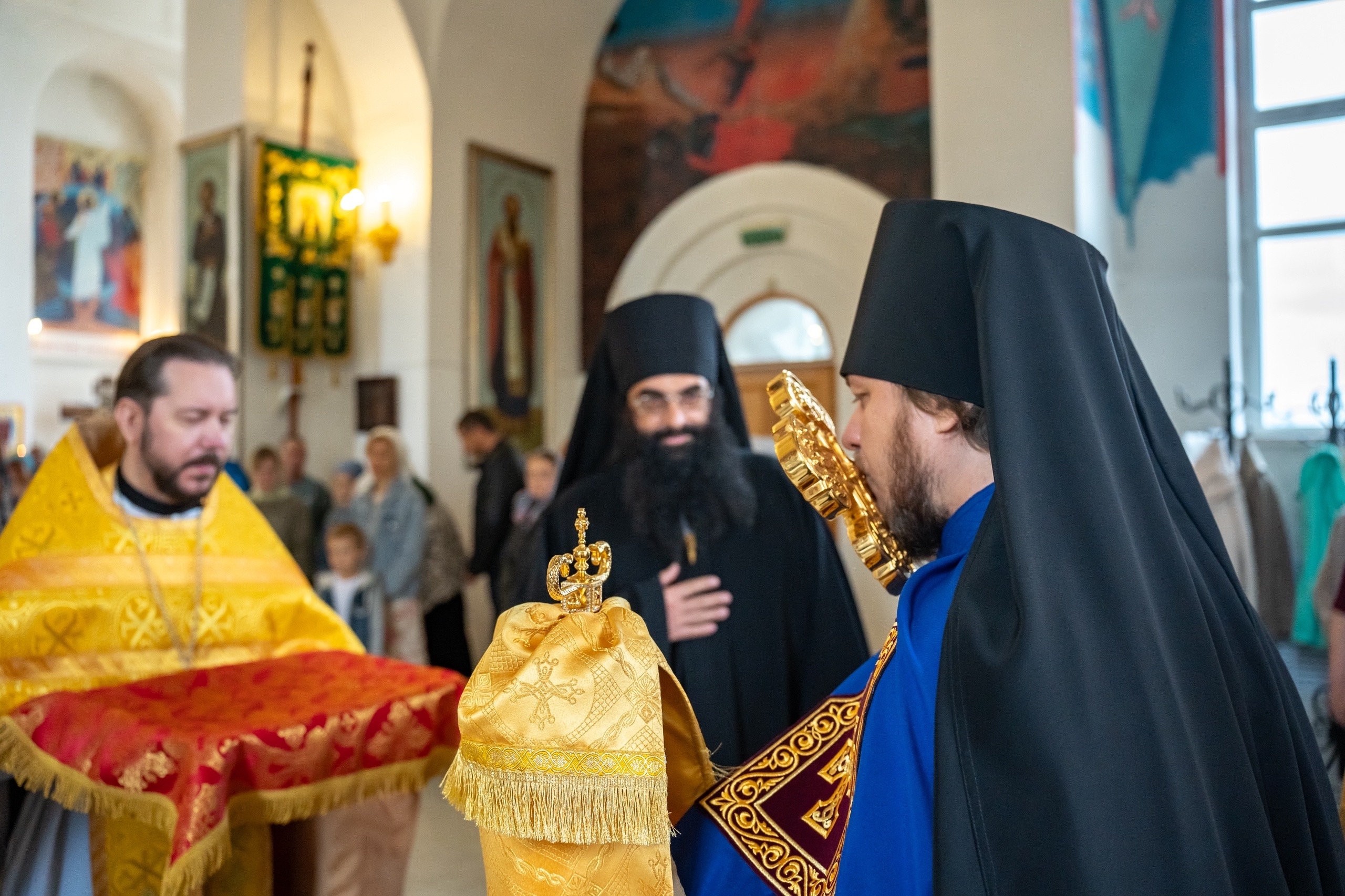 Литургия в Неделю 7-ую по Пятидесятнице. Диаконская хиротония Александра Мысливчука