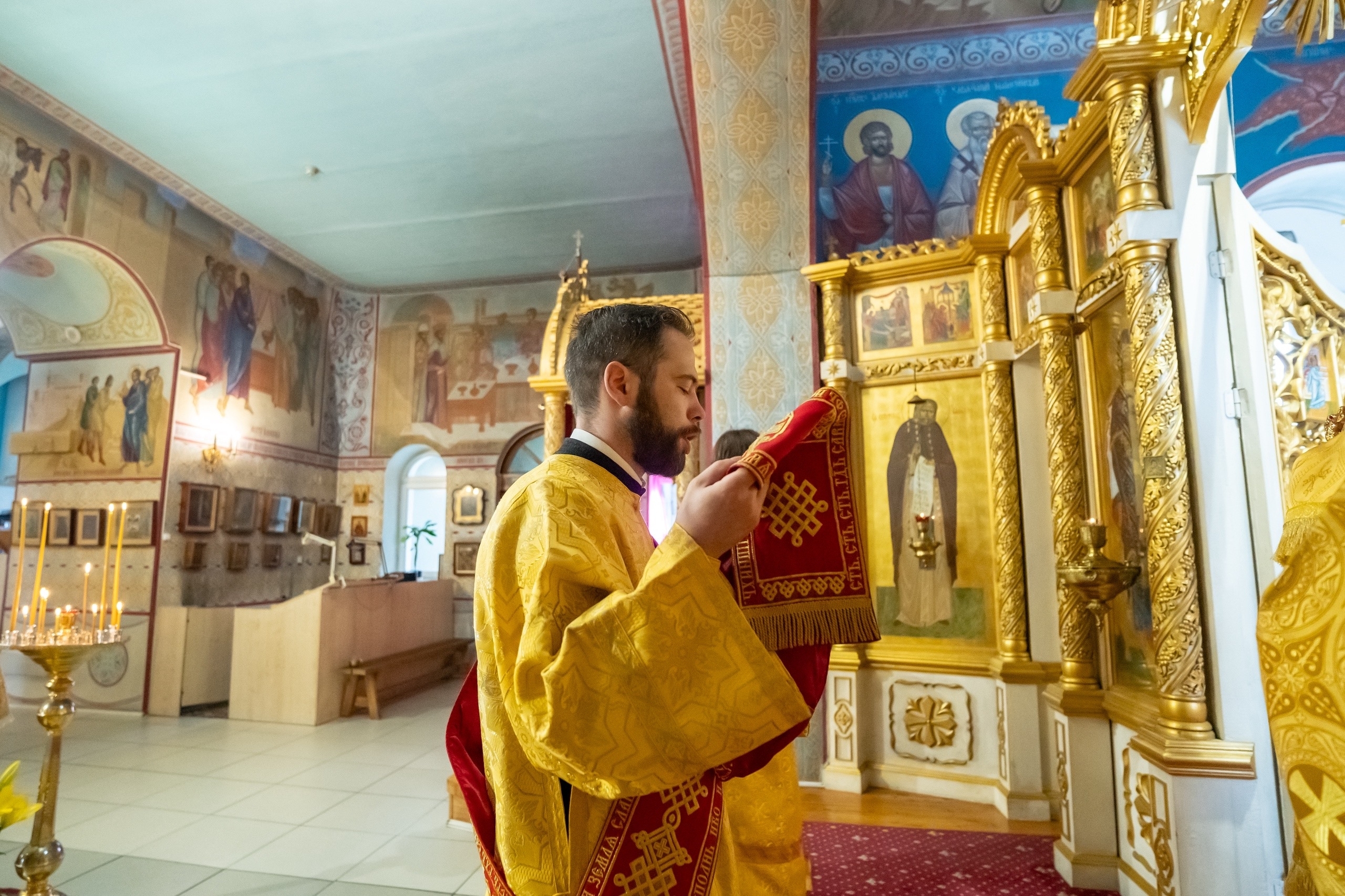 Литургия в среду 7-ой Недели по Пятидесятнице, сщмч. Панкратия в Серафимовском кафедральном соборе