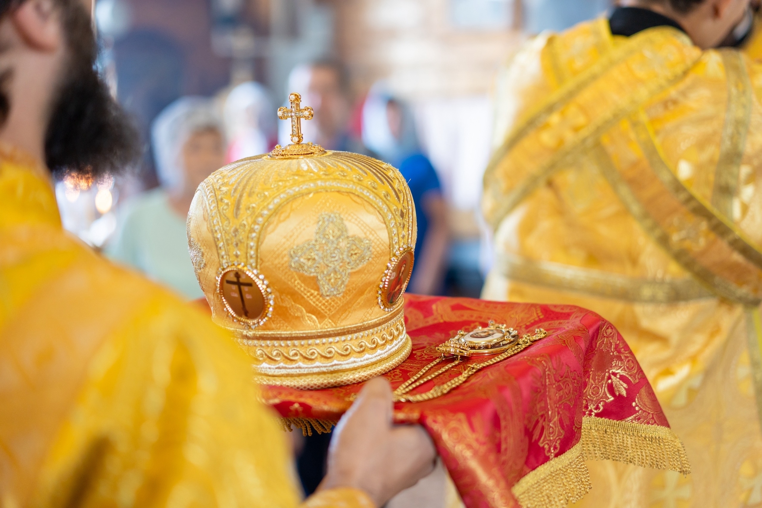 Литургия в Никольском храме п. Бердяуш