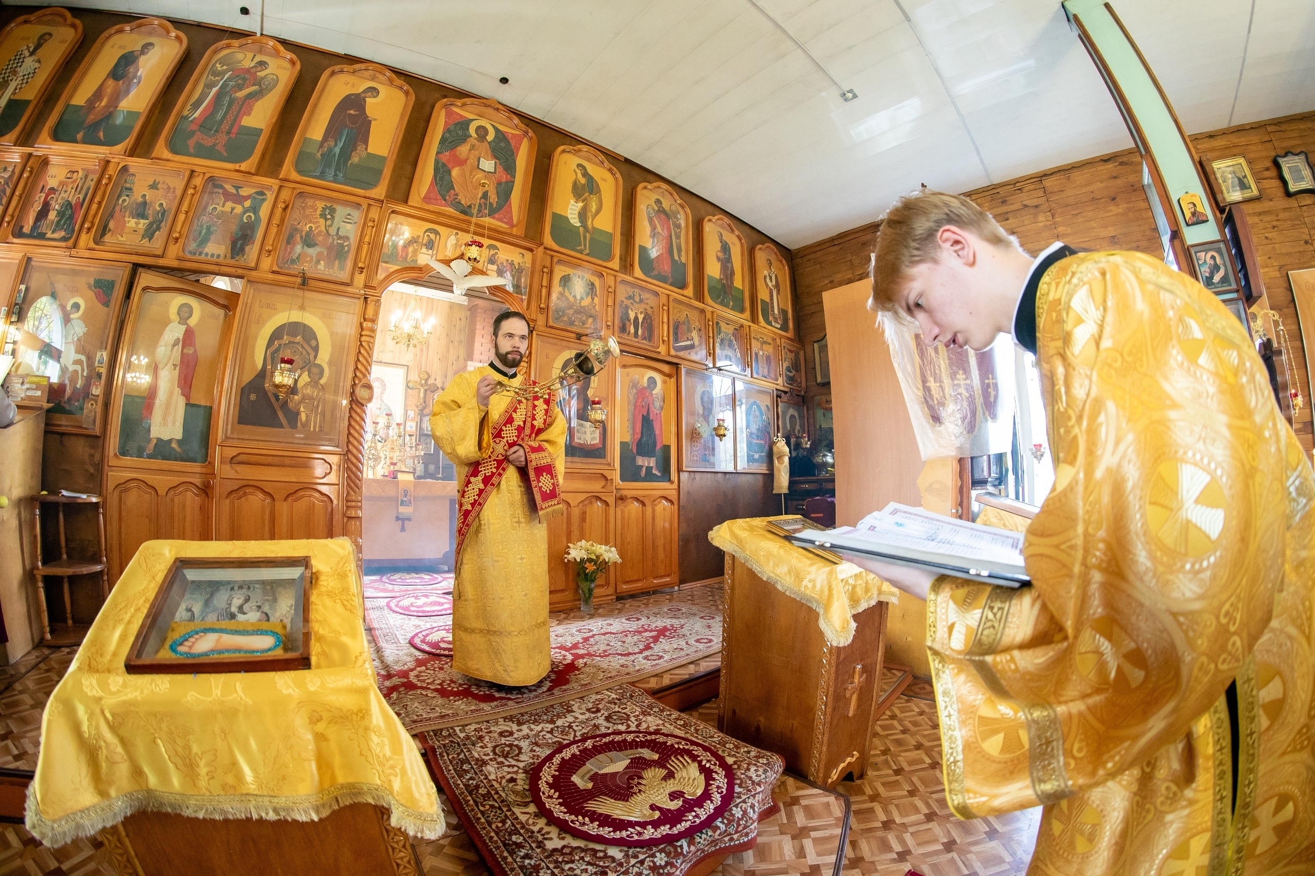 Литургия в Никольском храме п. Бердяуш