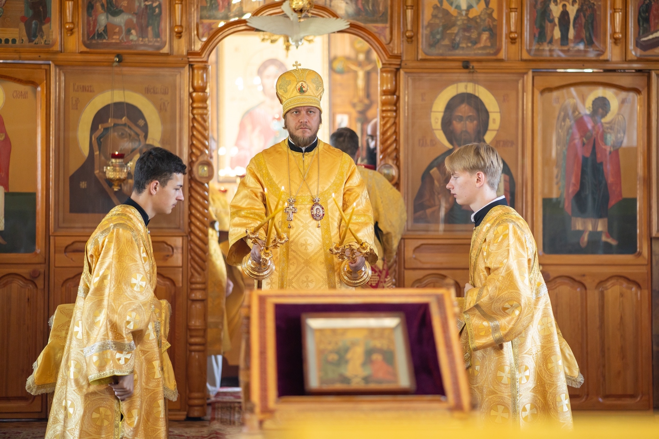 Литургия в Никольском храме п. Бердяуш