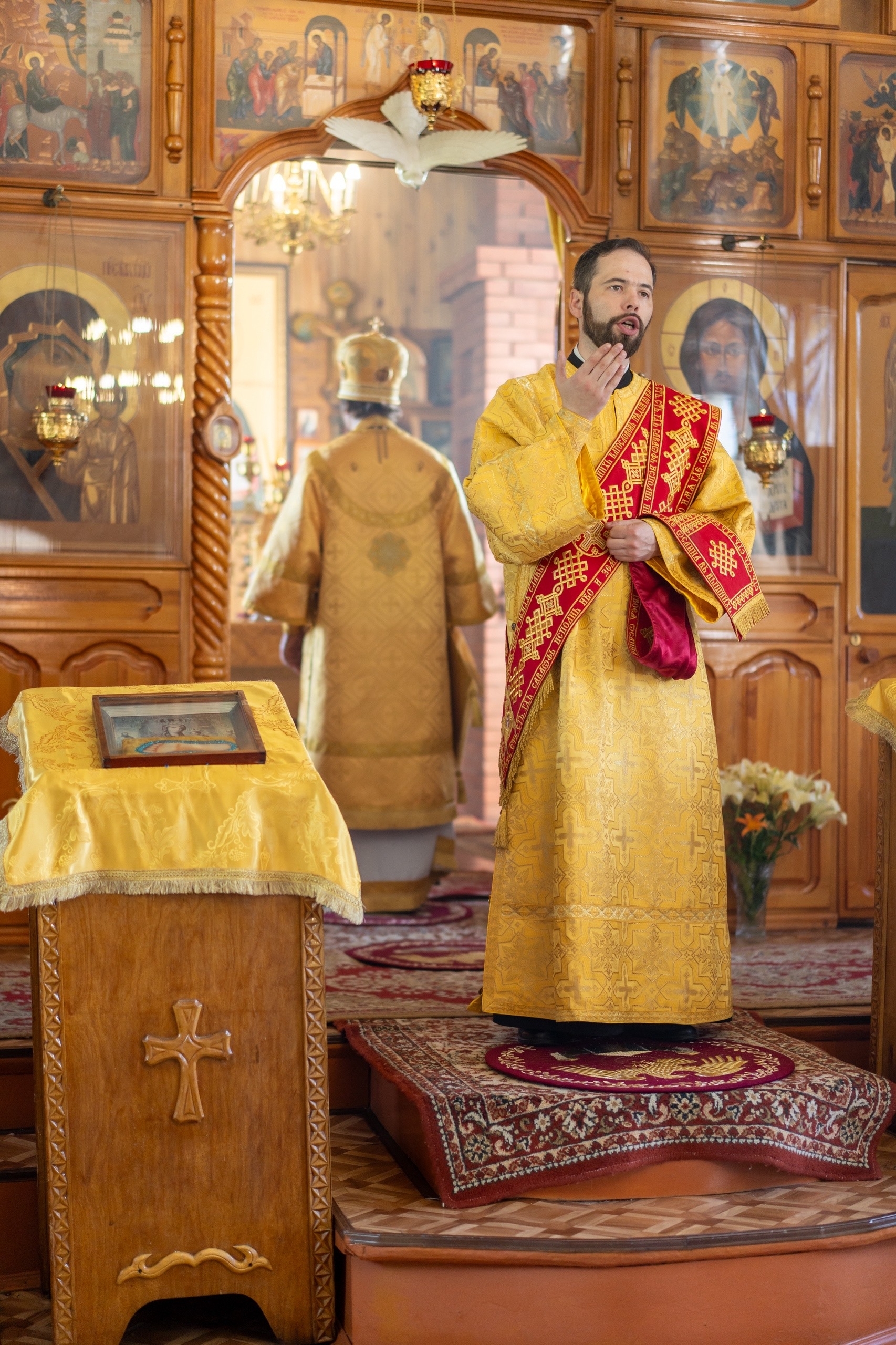 Литургия в Никольском храме п. Бердяуш