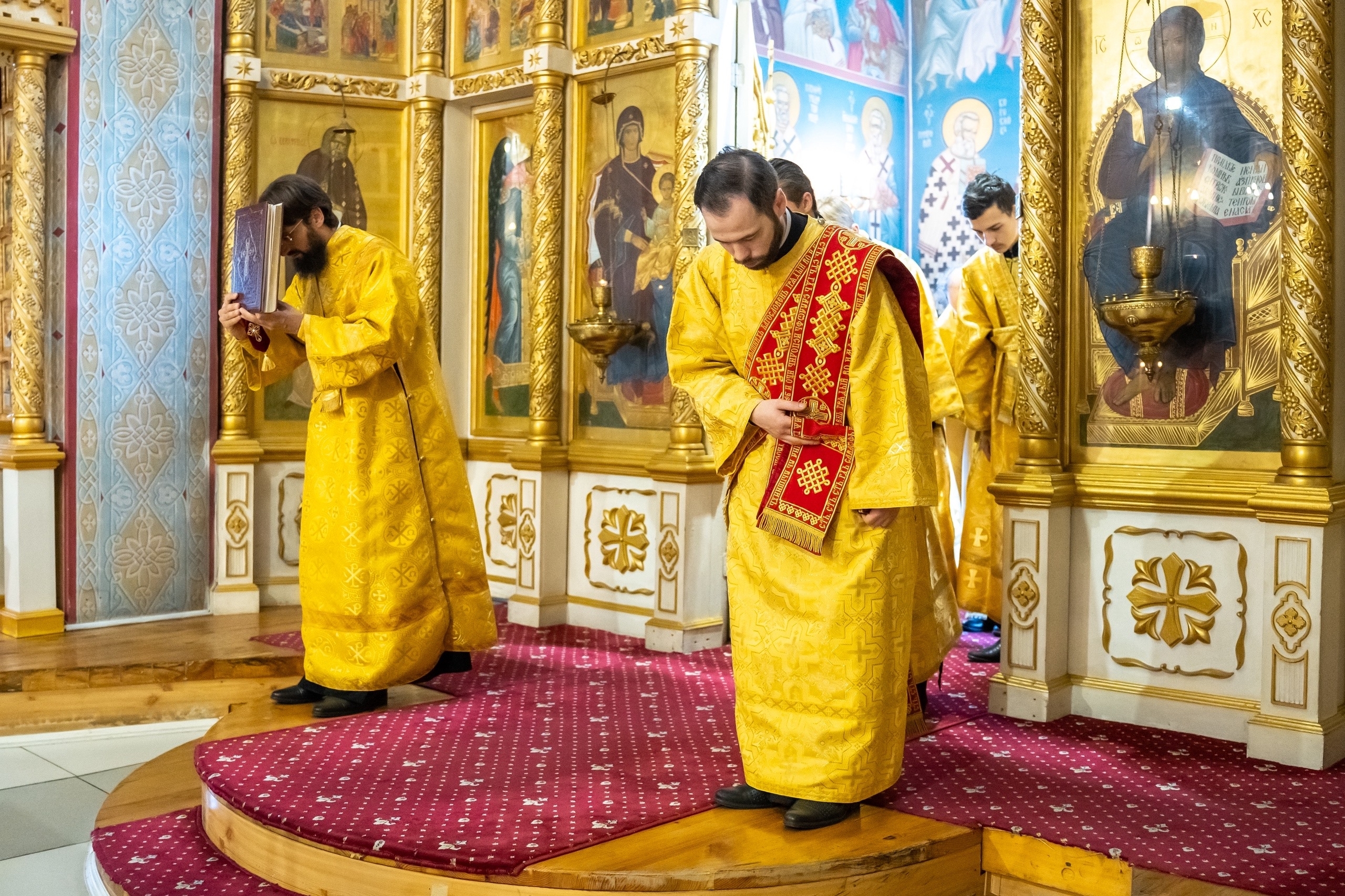 Литургия в понедельник 8-ой Недели по Пятидесятнице, ап. от 70-ти Акилы