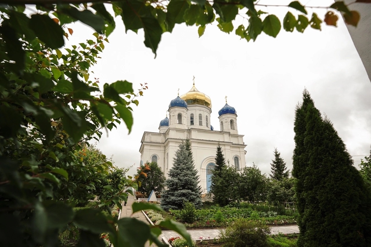 Литургия в Свято-Казанском женском монастыре г.Троицка