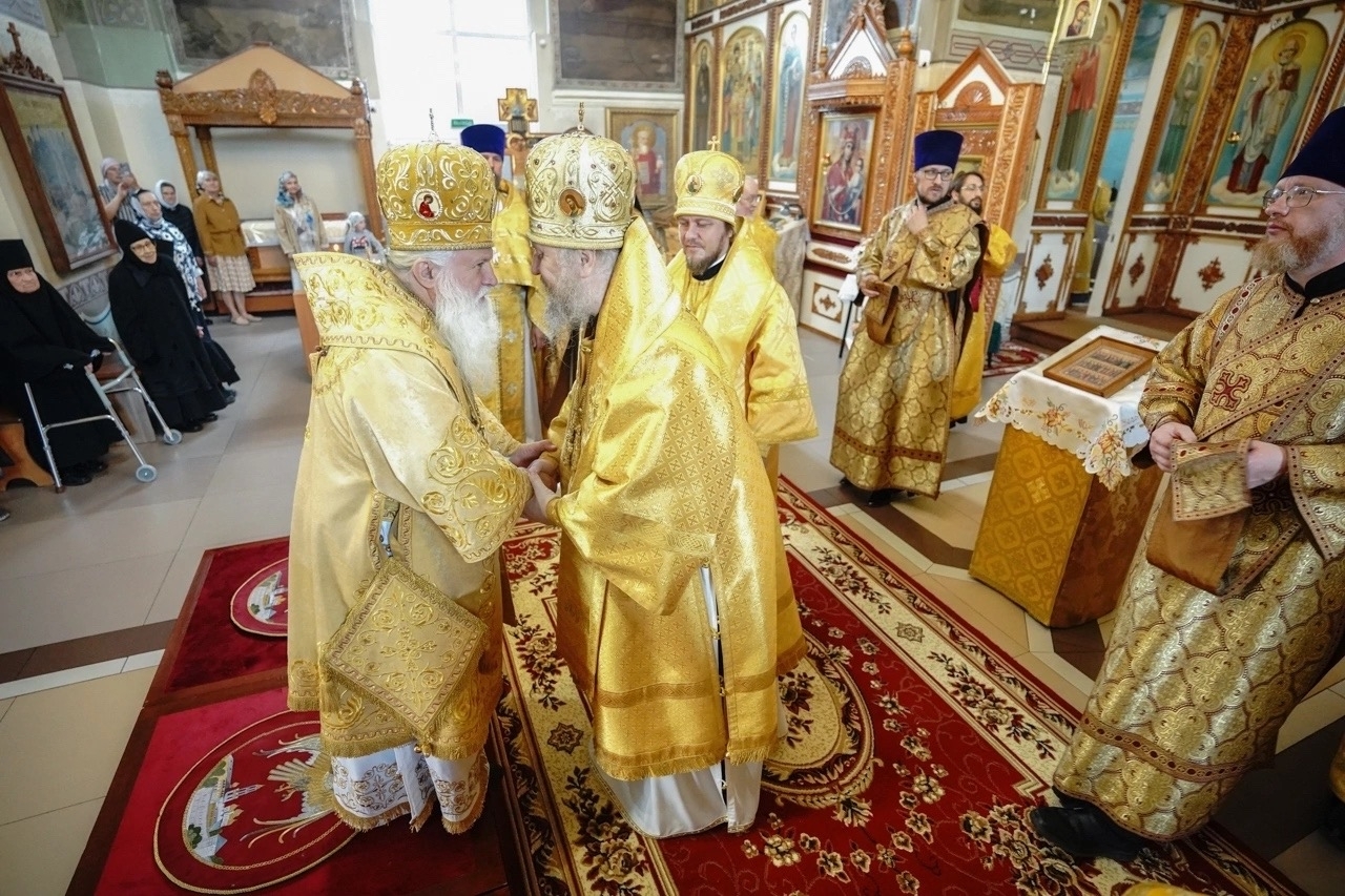 Литургия в Свято-Казанском женском монастыре г.Троицка
