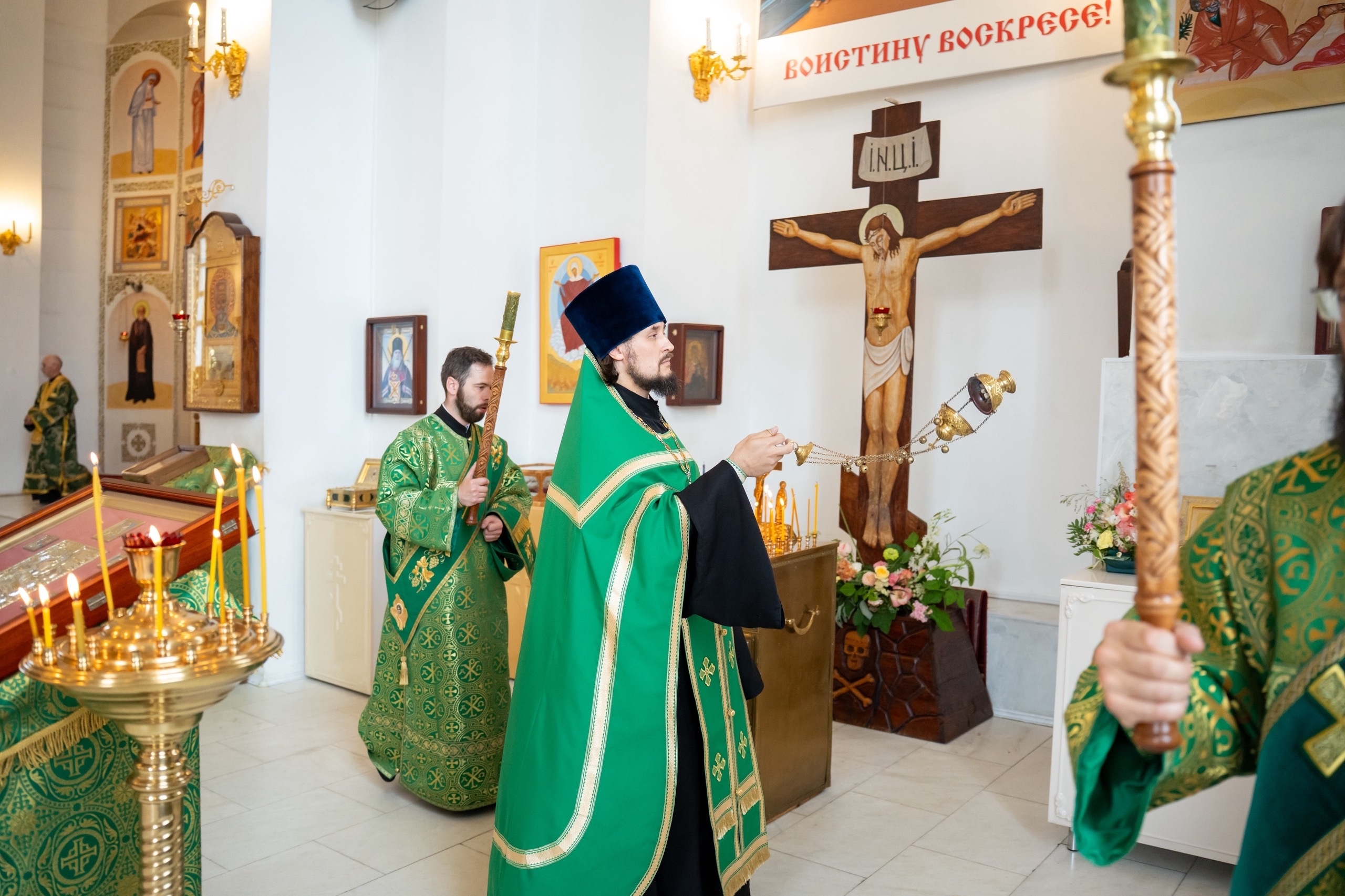 Всенощное бдение престольного праздника в Серафимовском кафедральном соборе