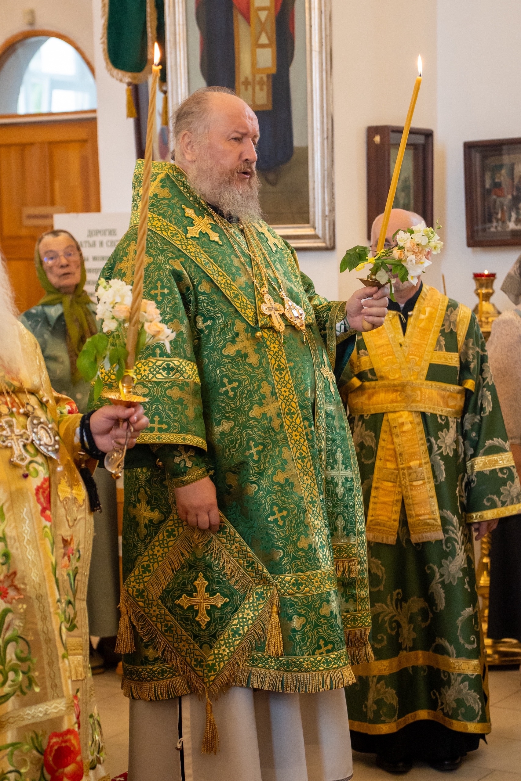 Всенощное бдение престольного праздника в Серафимовском кафедральном соборе