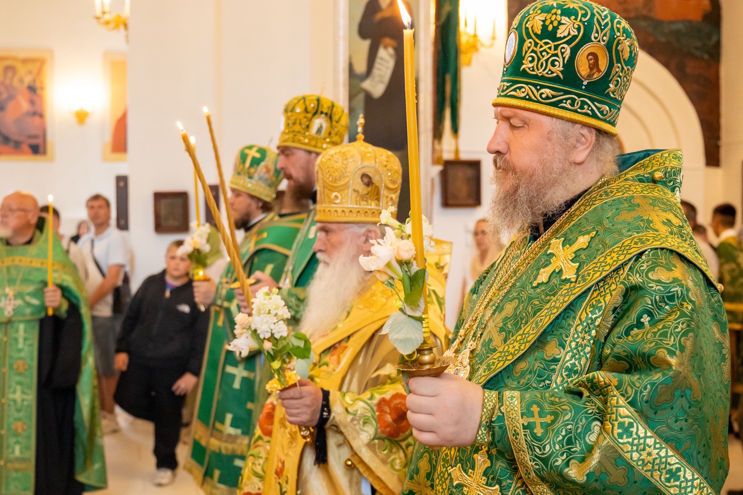 Всенощное бдение престольного праздника в Серафимовском кафедральном соборе