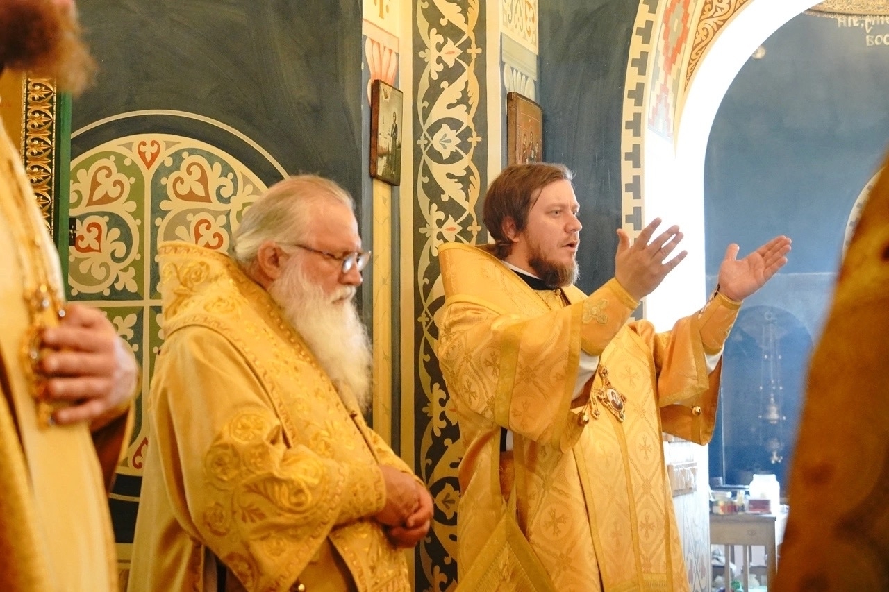 Литургия в храме свт. Иоанна Златоуста г. Карабаш
