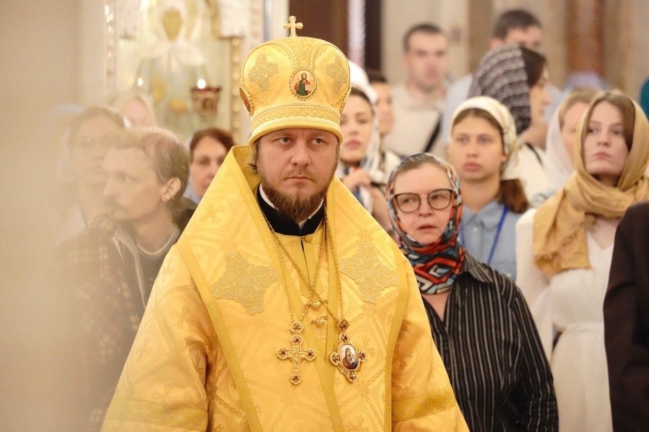 Литургия в кафедральном соборе Рождества Христова