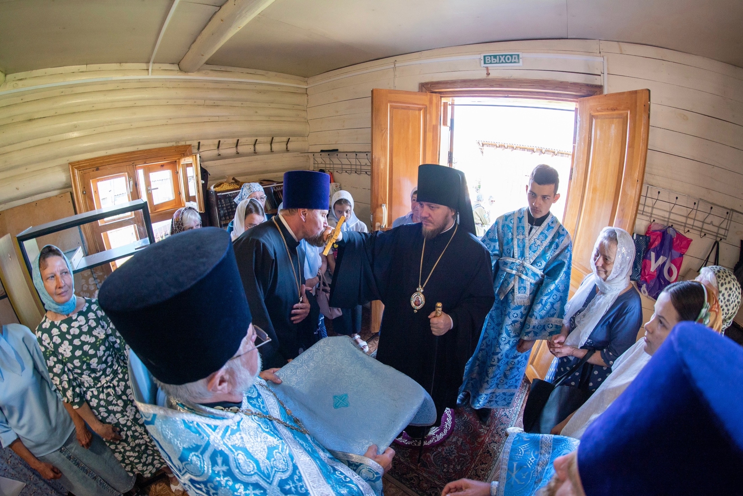 Литургия в храме Владимирской иконы Божией Матери