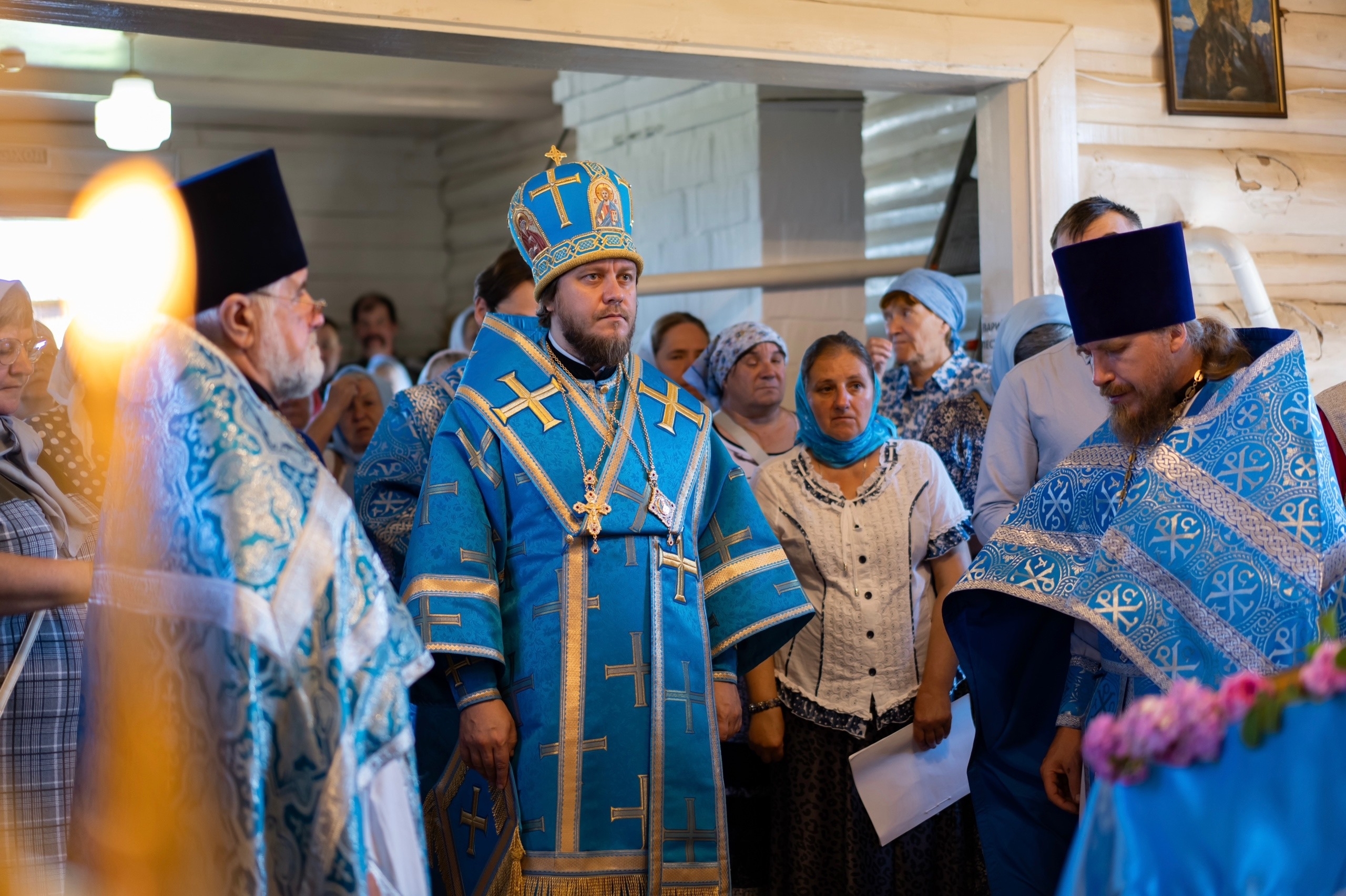 Литургия в храме Владимирской иконы Божией Матери