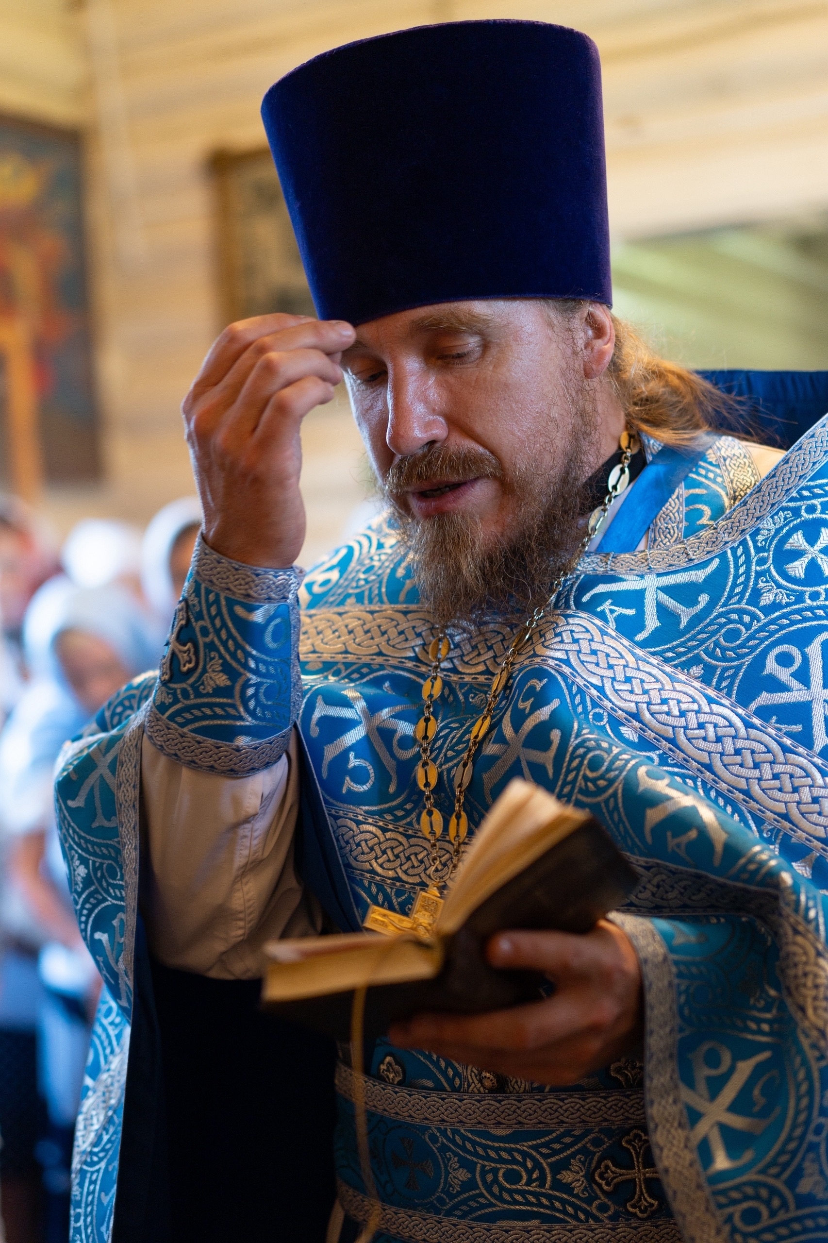 Литургия в храме Владимирской иконы Божией Матери