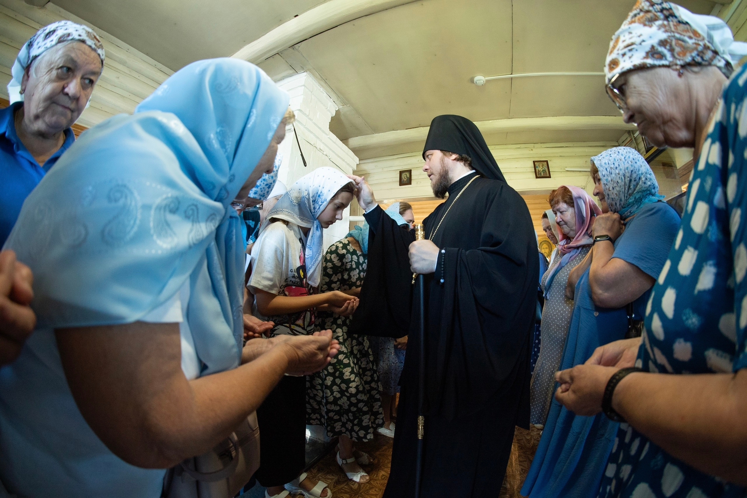 Литургия в храме Владимирской иконы Божией Матери