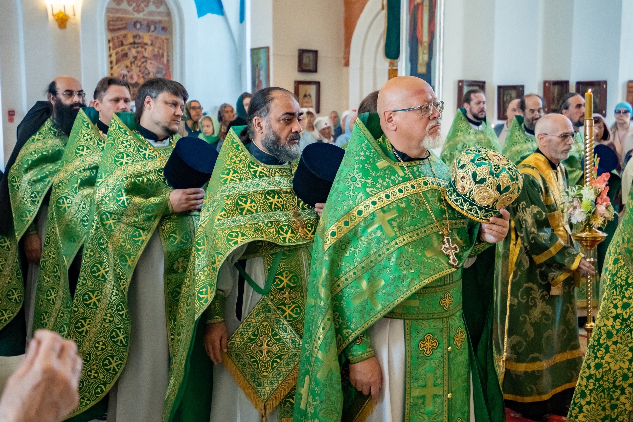 Престольный праздник в Серафимовском кафедральном соборе