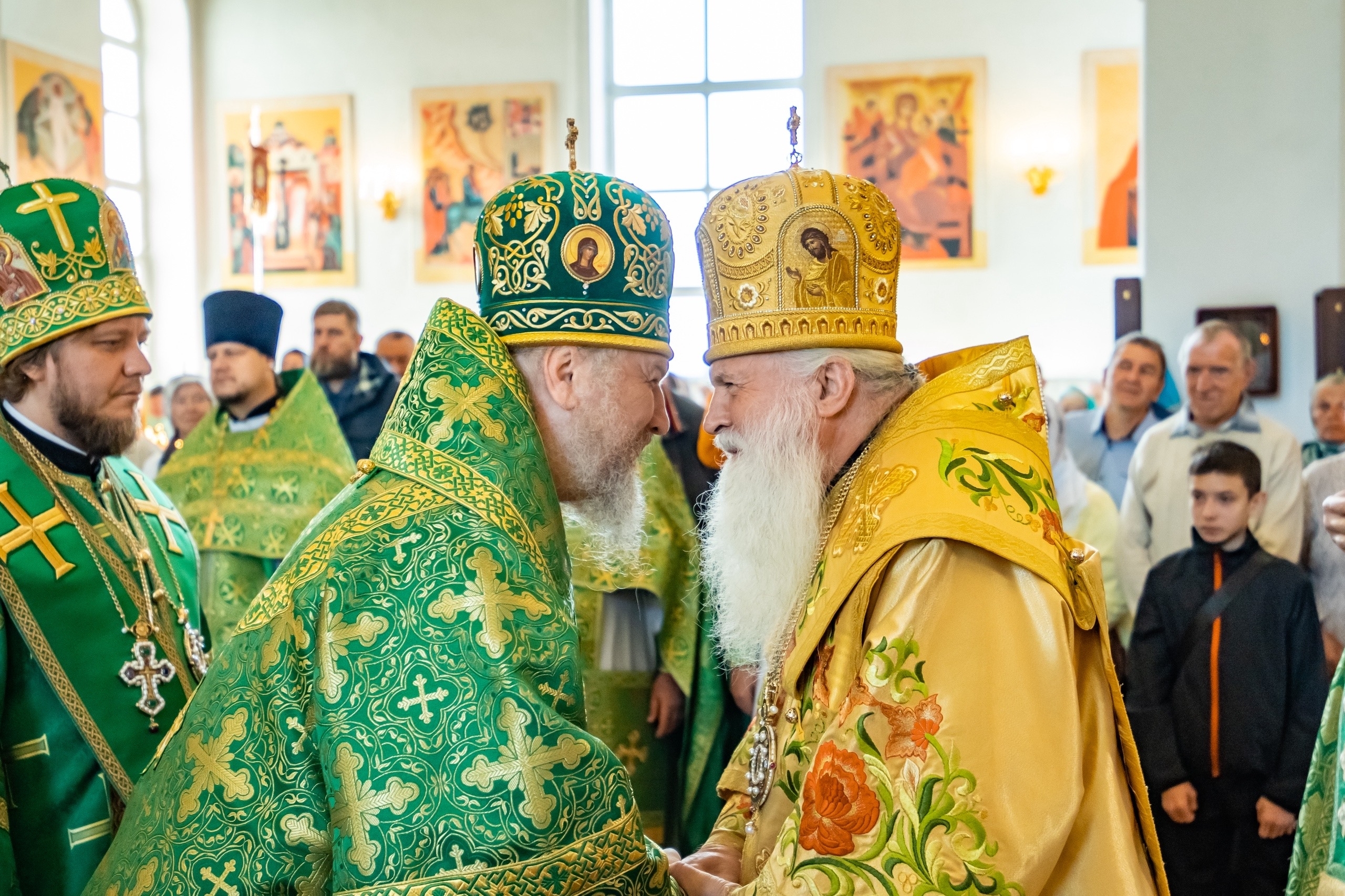 Престольный праздник в Серафимовском кафедральном соборе