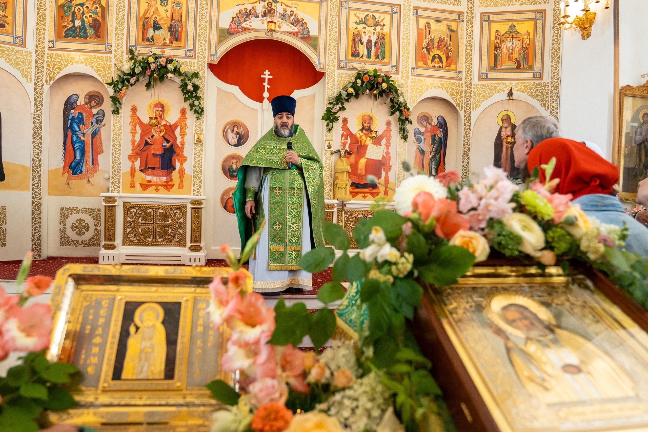 Престольный праздник в Серафимовском кафедральном соборе