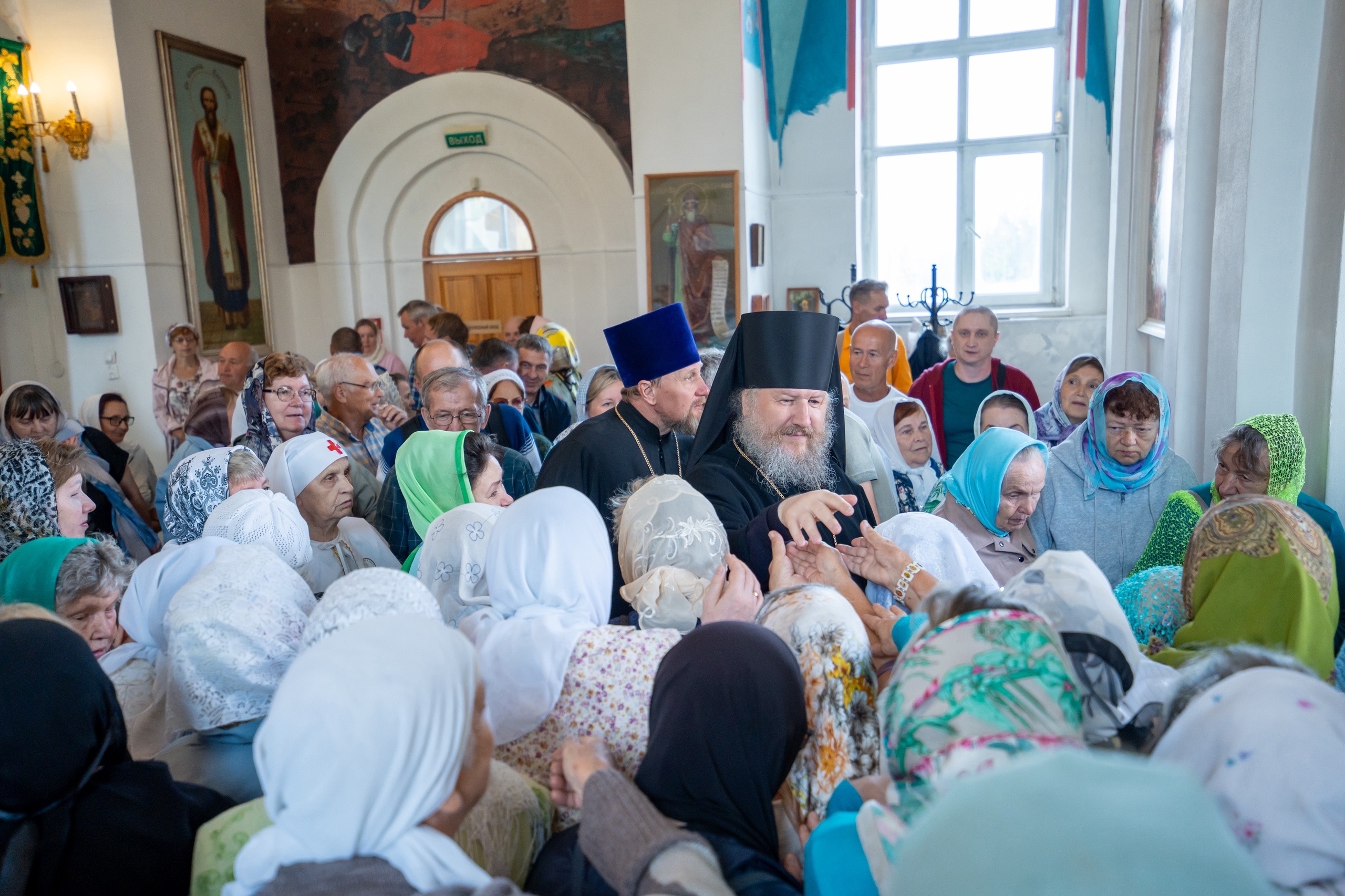 Престольный праздник в Серафимовском кафедральном соборе
