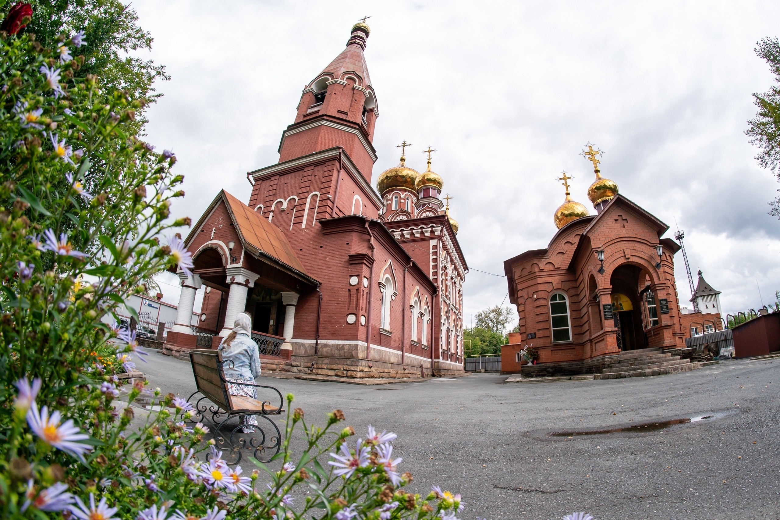 Всенощное бдение в канун Преображения господня в Никольском соборном храме г. Сатка
