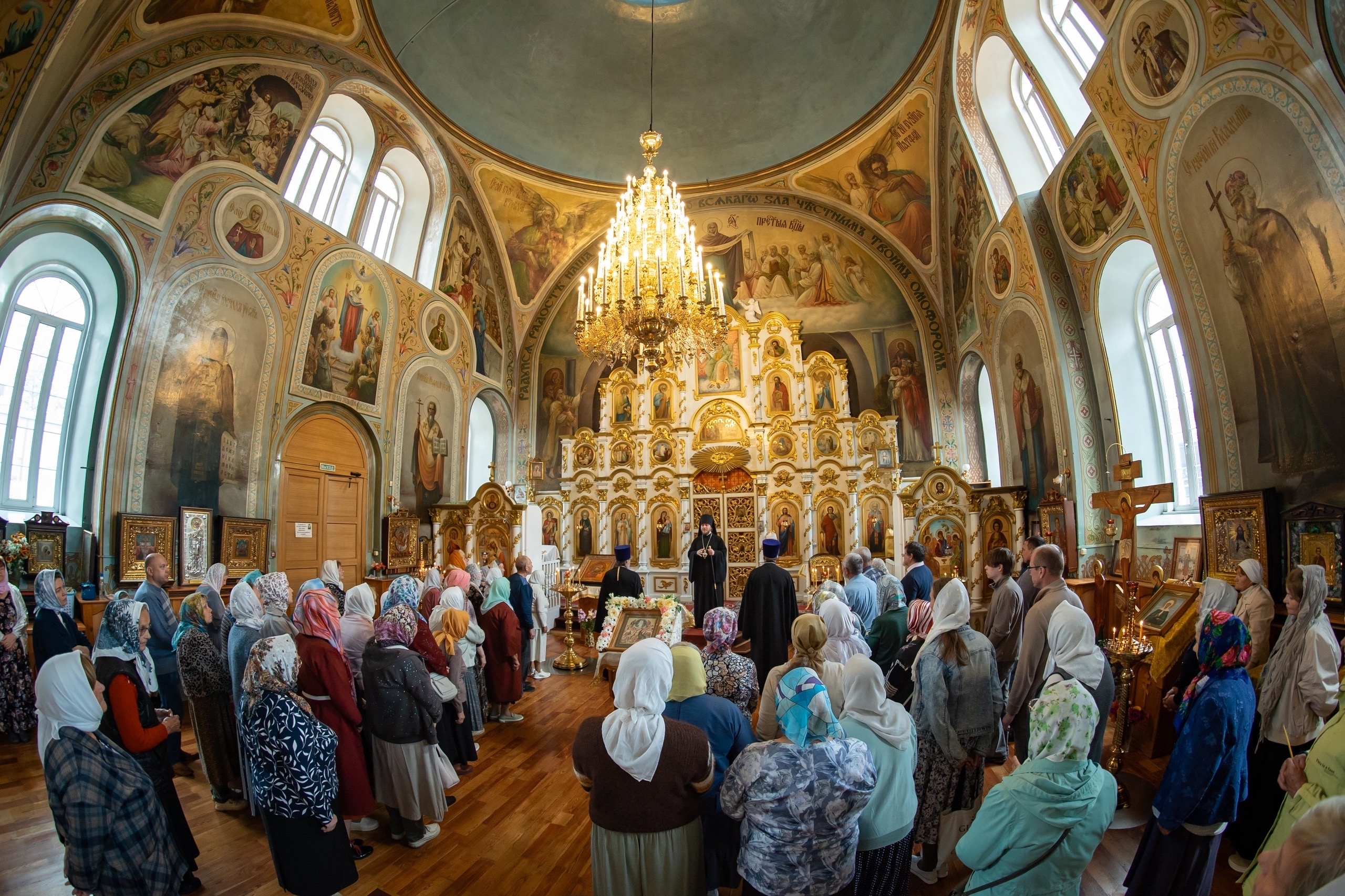 Всенощное бдение в канун Преображения господня в Никольском соборном храме г. Сатка