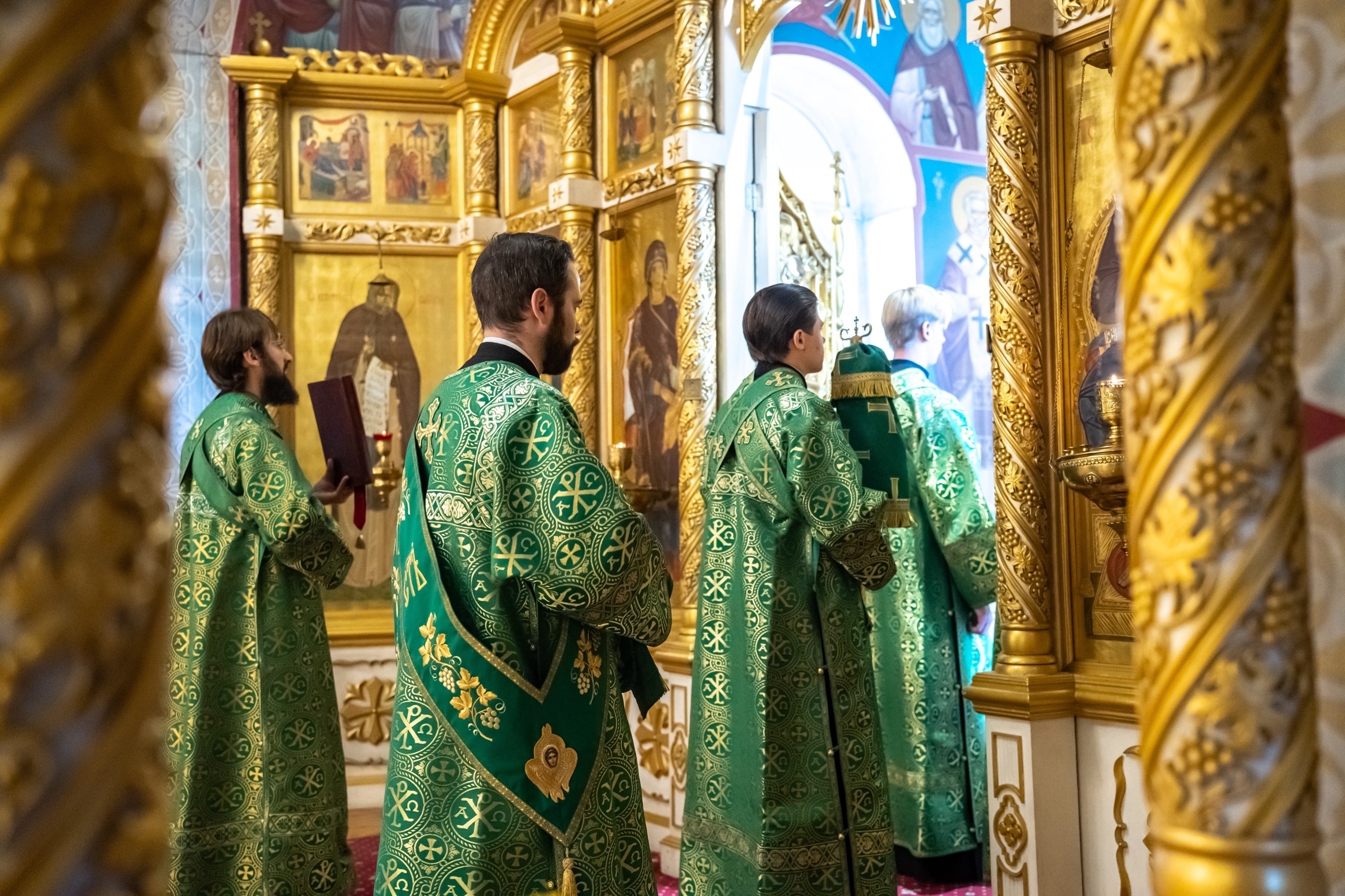 Литургия в пятницу 12-й седмицы по Пятидесятнице, прпп. Зосимы, Савватия и Германа Соловецких