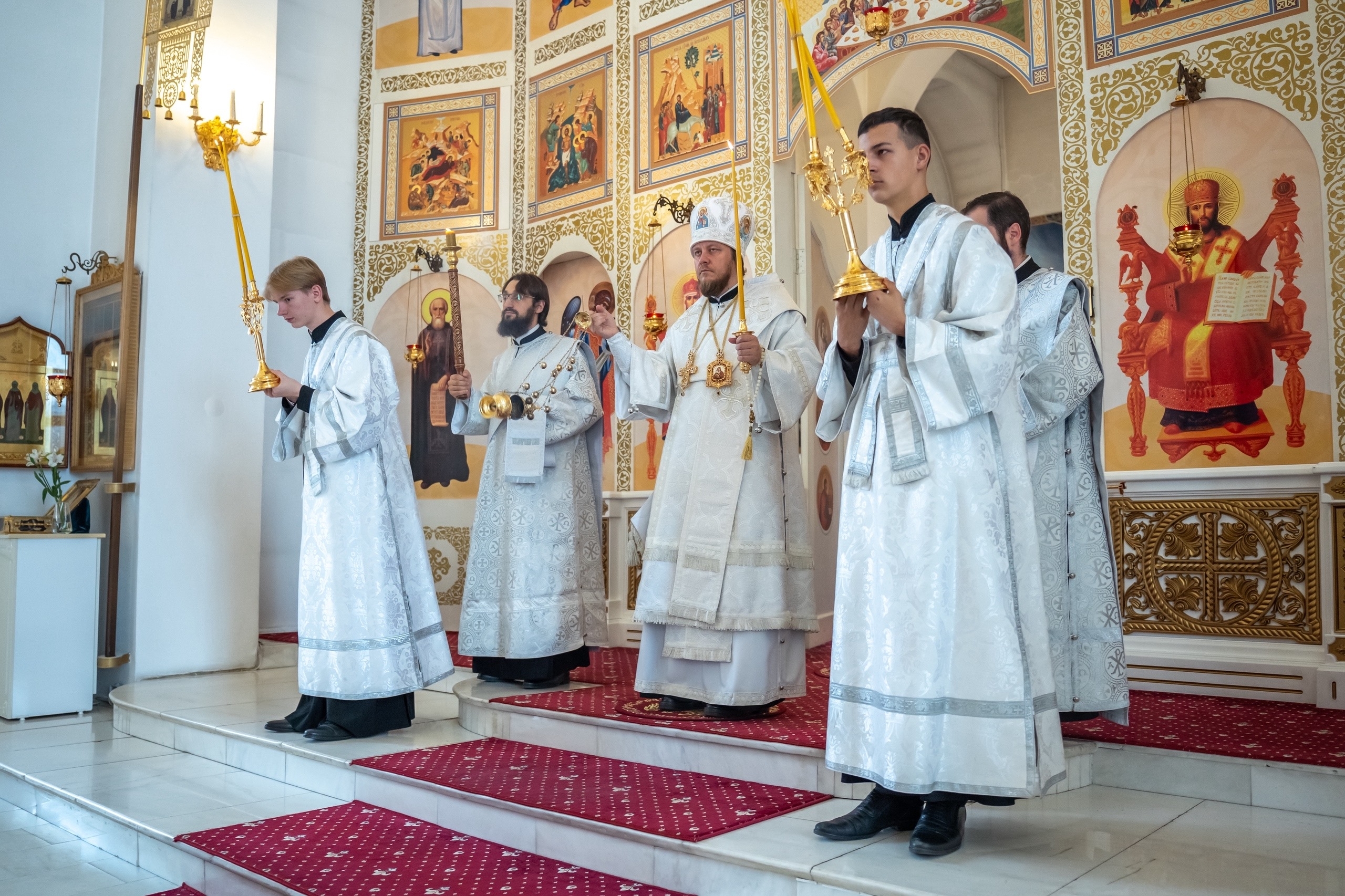 Всенощное бдение в канун Недели 12-й по Пятидесятнице, сщмчч. архидиакона Лаврентия