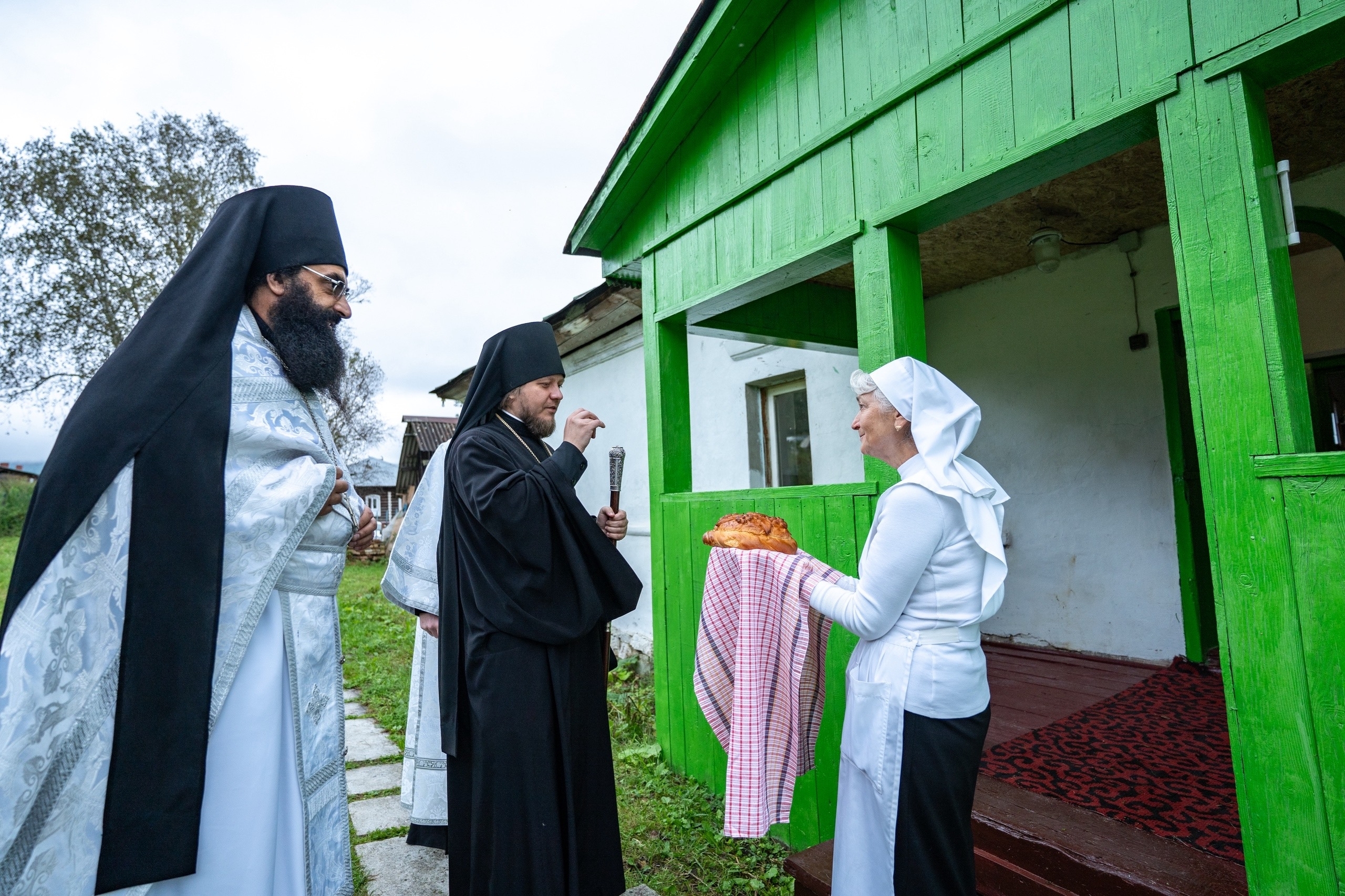 Литургия в Неделю 12-ю по Пятидесятнице, сщмчч. архидиакона Лаврентия в Сергиевском храме Воскресенского мужского монастыря п. Иструть
