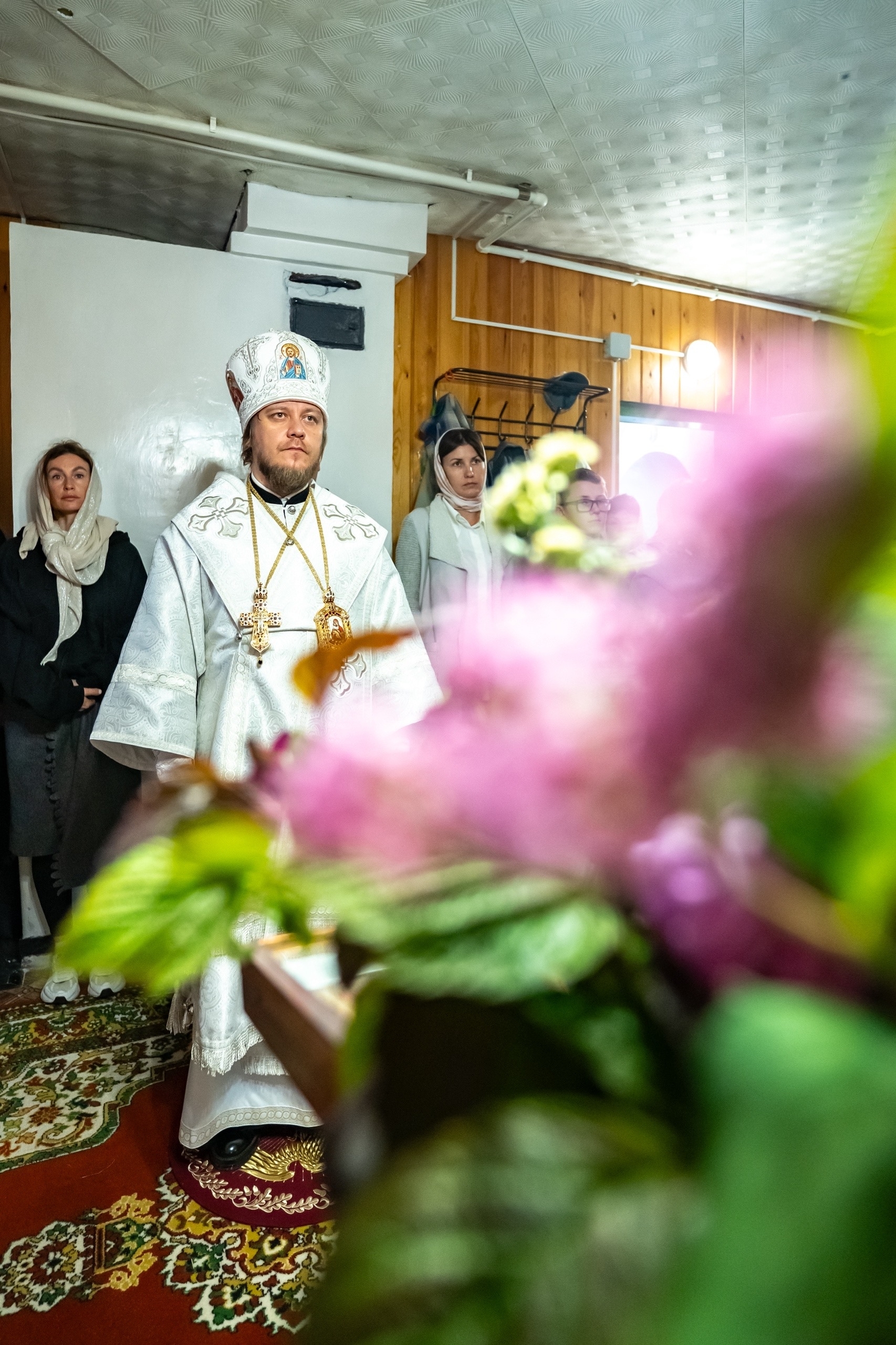 Литургия в Неделю 12-ю по Пятидесятнице, сщмчч. архидиакона Лаврентия в Сергиевском храме Воскресенского мужского монастыря п. Иструть