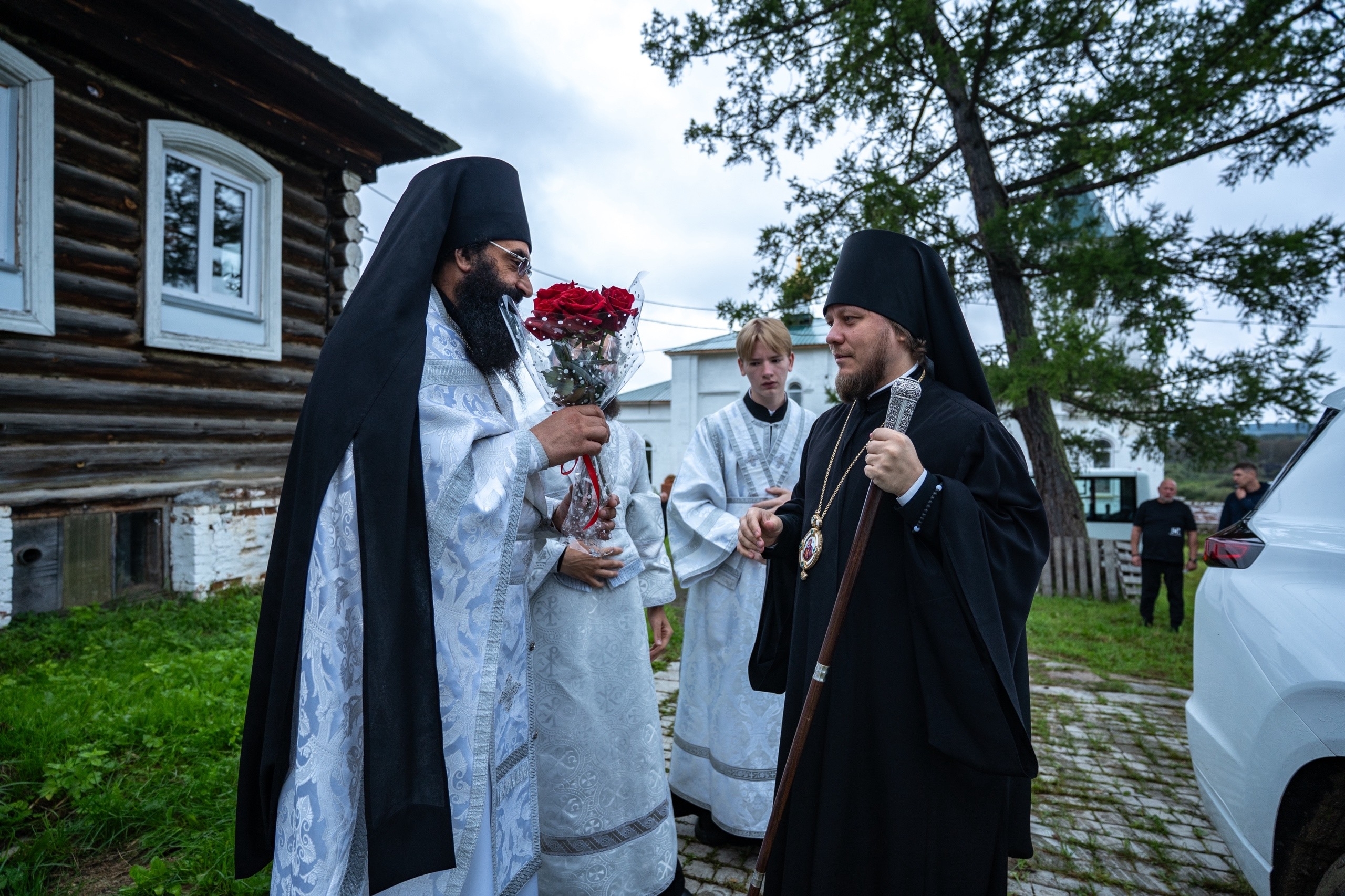 Литургия в Неделю 12-ю по Пятидесятнице, сщмчч. архидиакона Лаврентия в Сергиевском храме Воскресенского мужского монастыря п. Иструть