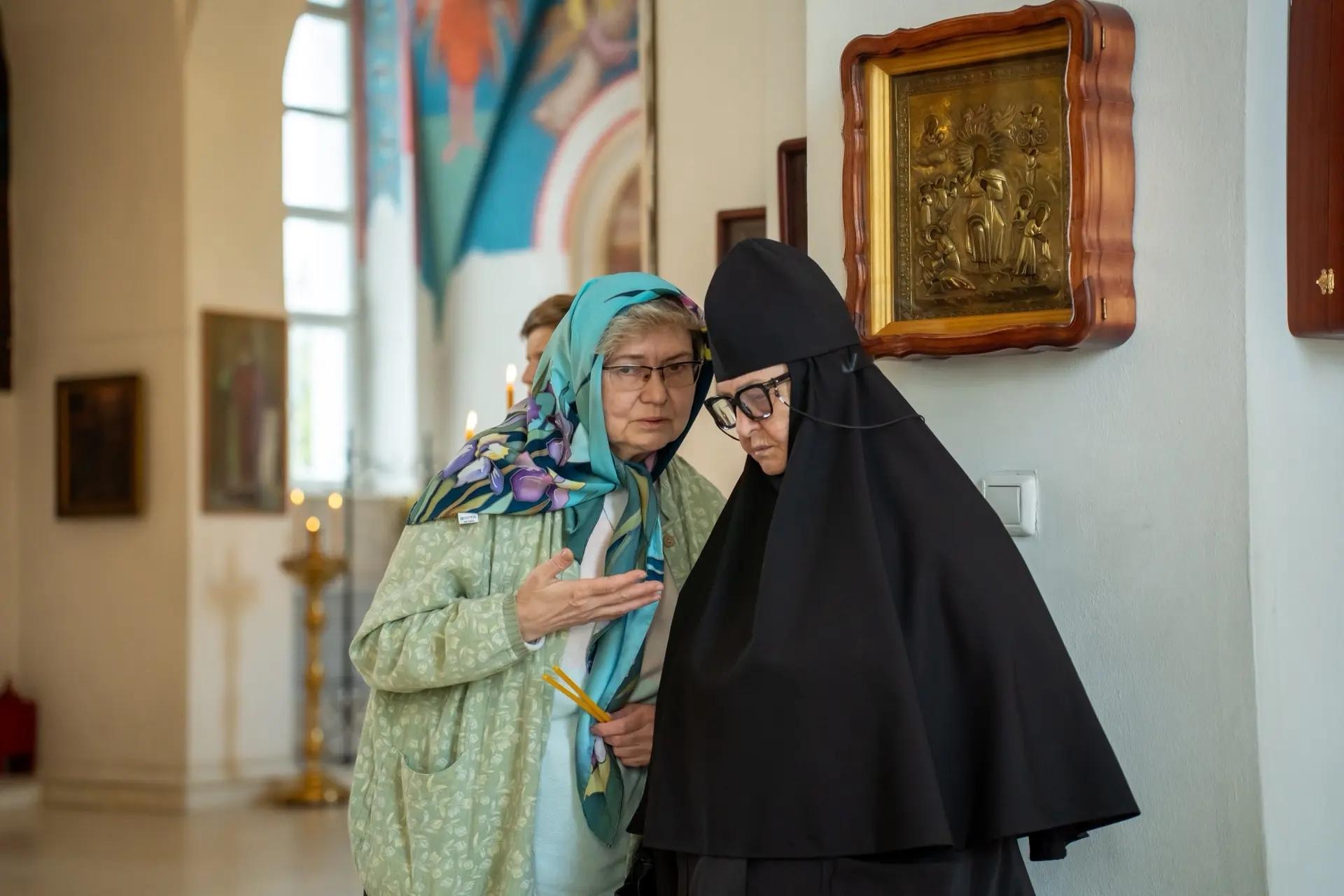 Литургия в среду 13-й седмицы по Пятидесятнице, свт. Тихона, епископа Воронежского, Задонского чудотворца, отдание Преображения Господня