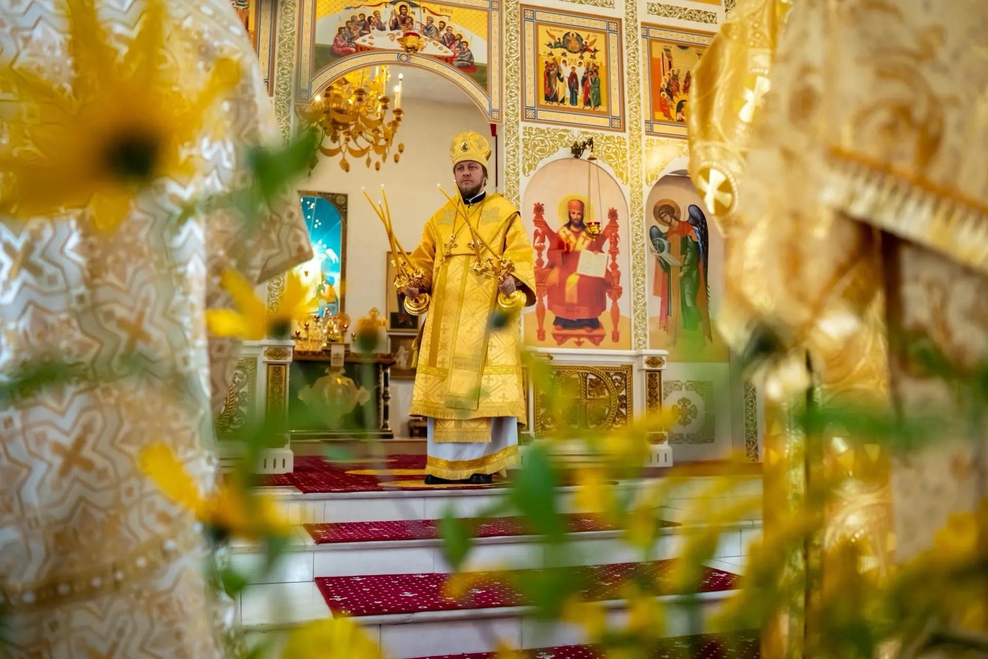 Литургия в среду 13-й седмицы по Пятидесятнице, свт. Тихона, епископа Воронежского, Задонского чудотворца, отдание Преображения Господня