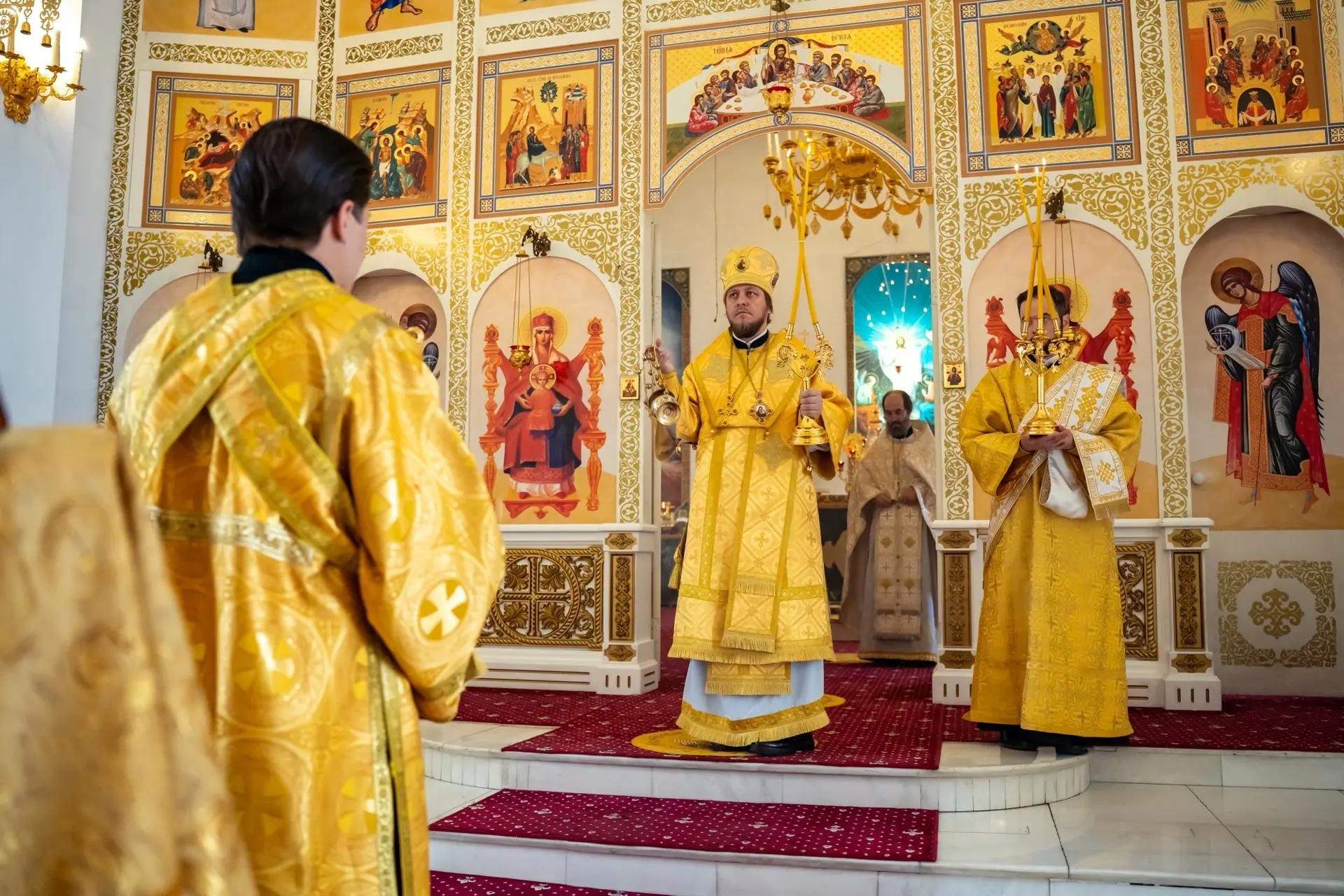 Литургия в среду 13-й седмицы по Пятидесятнице, свт. Тихона, епископа Воронежского, Задонского чудотворца, отдание Преображения Господня