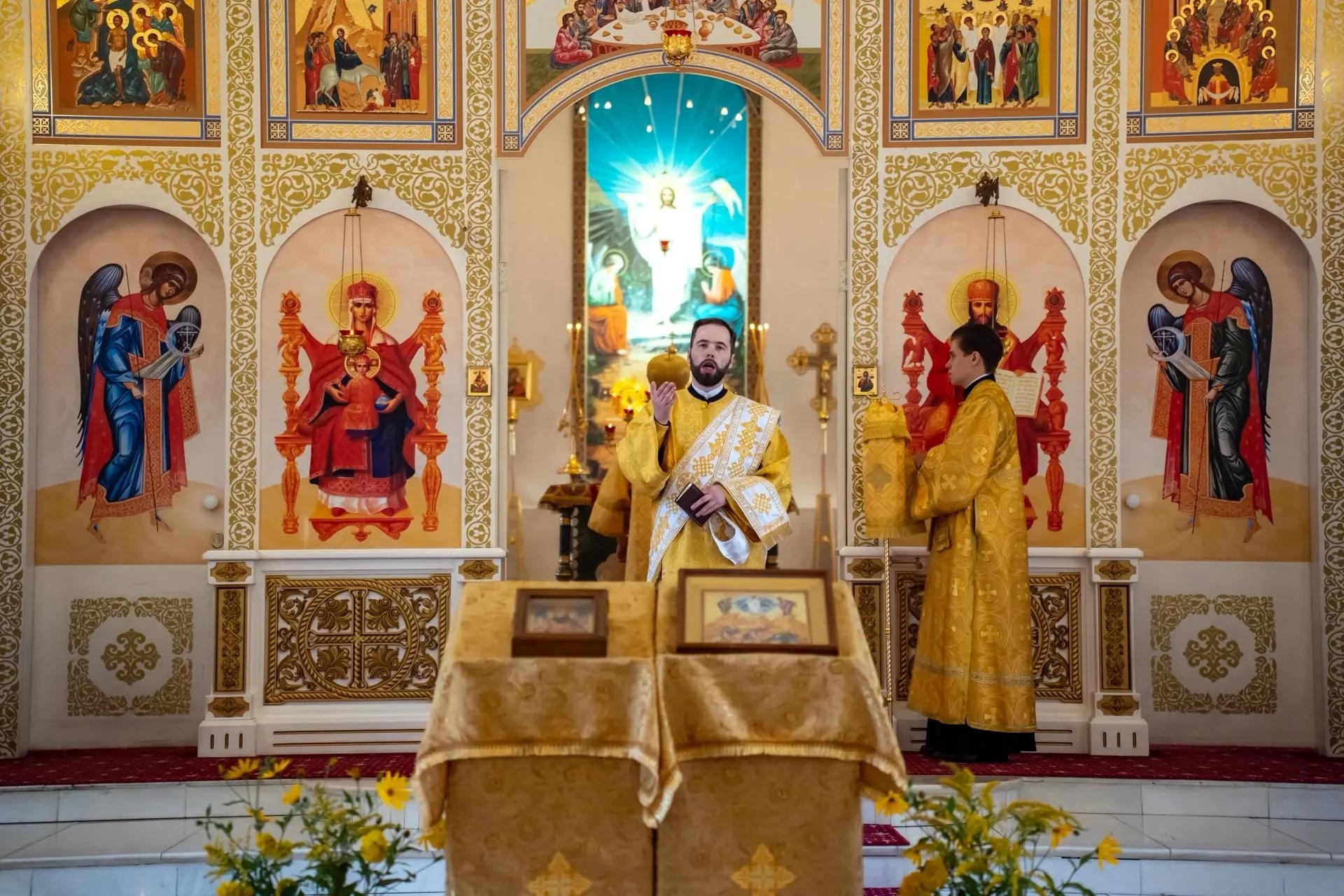 Литургия в среду 13-й седмицы по Пятидесятнице, свт. Тихона, епископа Воронежского, Задонского чудотворца, отдание Преображения Господня