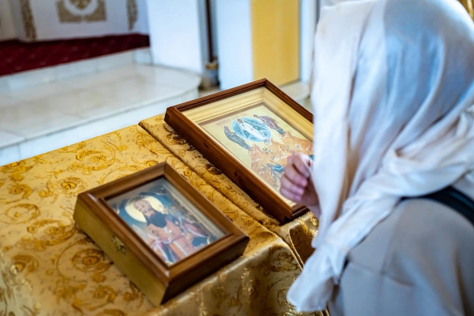 Литургия в среду 13-й седмицы по Пятидесятнице, свт. Тихона, епископа Воронежского, Задонского чудотворца, отдание Преображения Господня