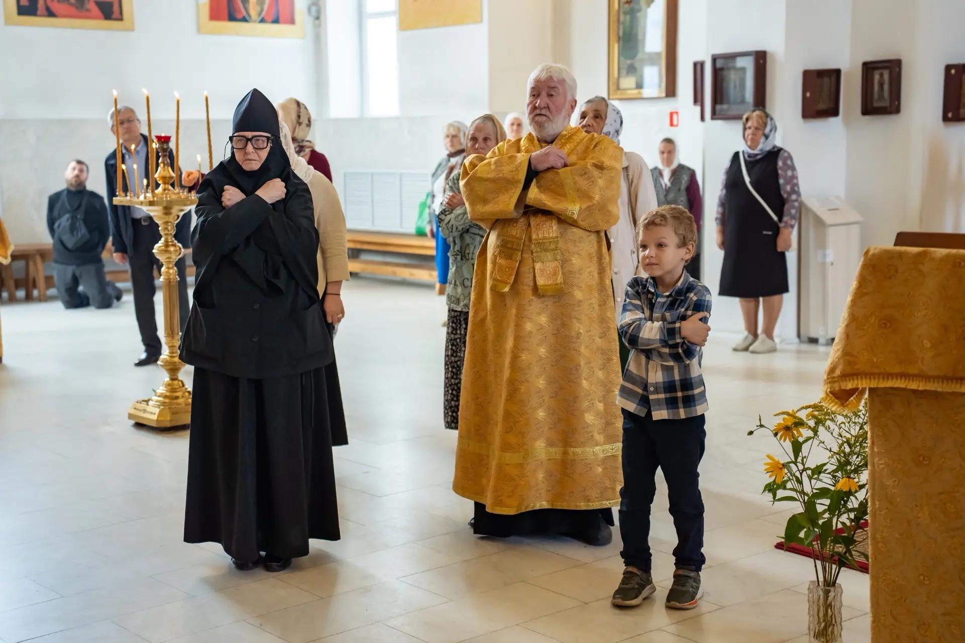 Литургия в среду 13-й седмицы по Пятидесятнице, свт. Тихона, епископа Воронежского, Задонского чудотворца, отдание Преображения Господня