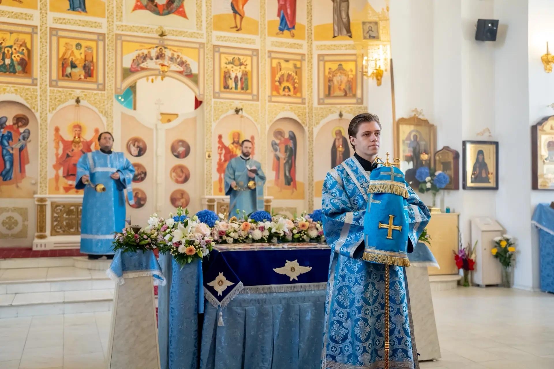 Литургия  пятницу 13-й седмицы по Пятидесятнице, Успение Пресвятой Владычицы нашей Богородицы и Приснодевы Марии