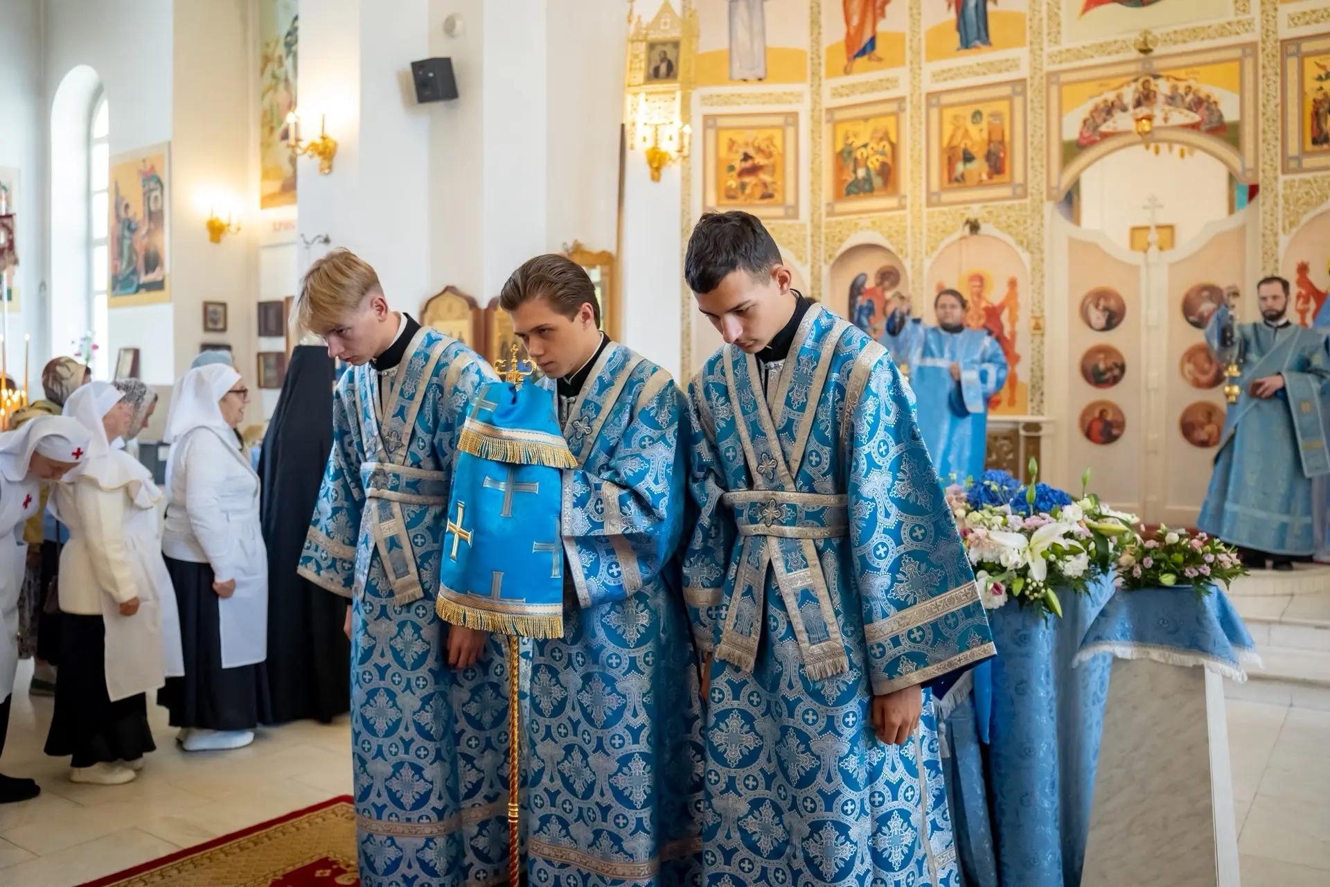 Литургия  пятницу 13-й седмицы по Пятидесятнице, Успение Пресвятой Владычицы нашей Богородицы и Приснодевы Марии