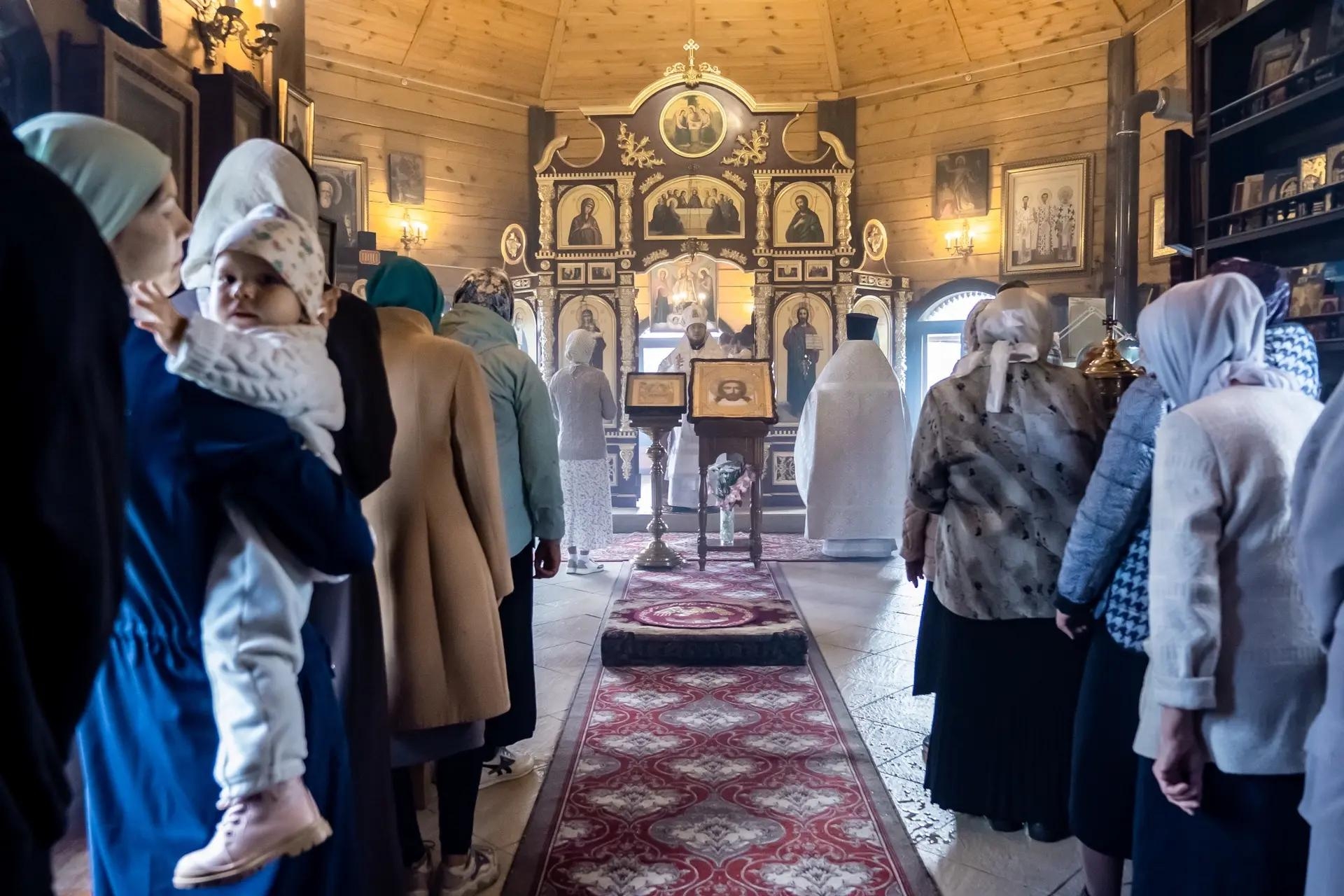 Литургия в субботу 13-й седмицы по Пятидесятнице, перенесение из Едессы в Константинополь Нерукотворенного Образа Господа нашего Иисуса Христа в Спасском храме г. Златоуст