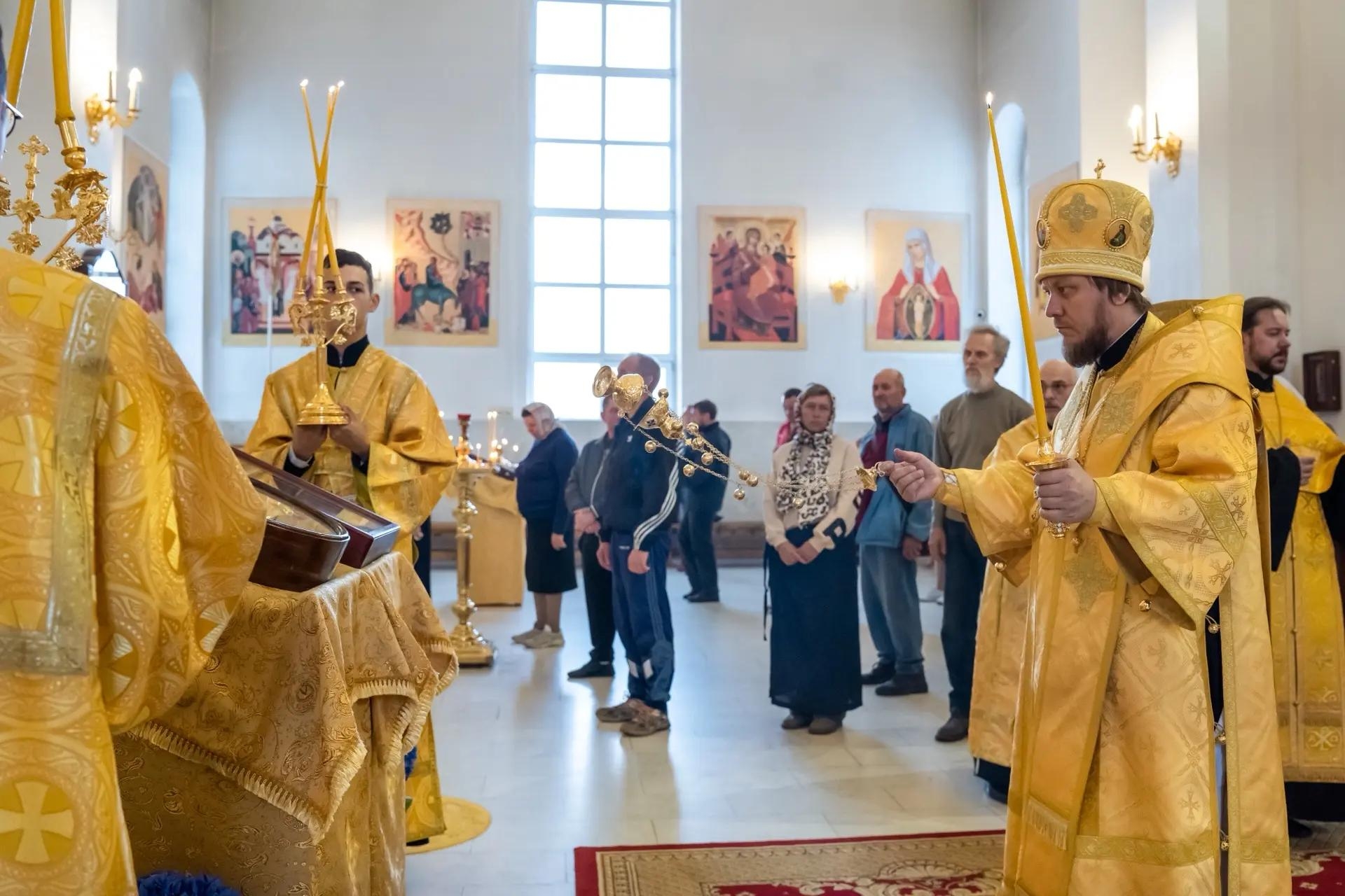 Всенощное бдение в канун Недели 13-й по Пятидесятнице, сщмч. Мирона