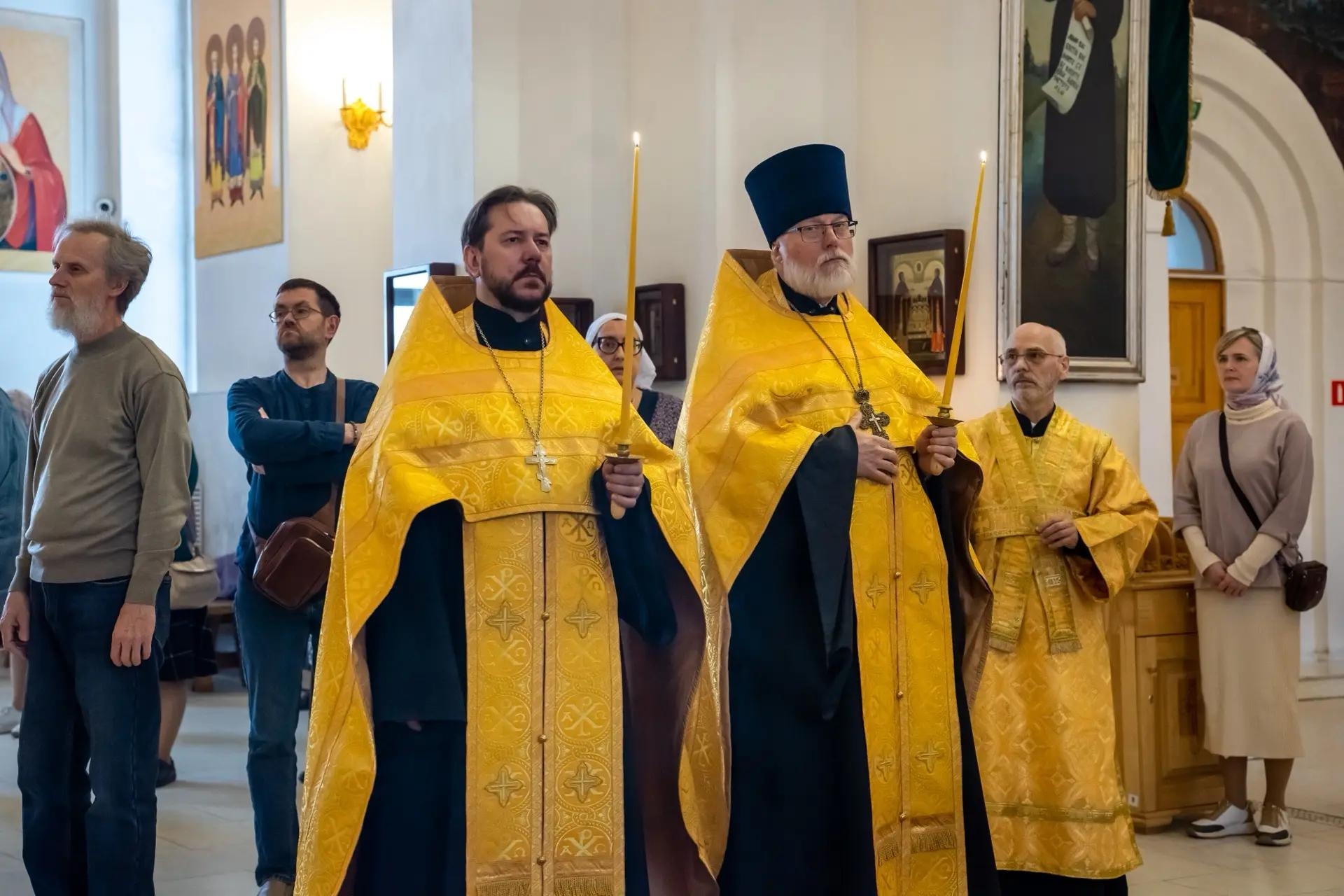 Всенощное бдение в канун Недели 13-й по Пятидесятнице, сщмч. Мирона