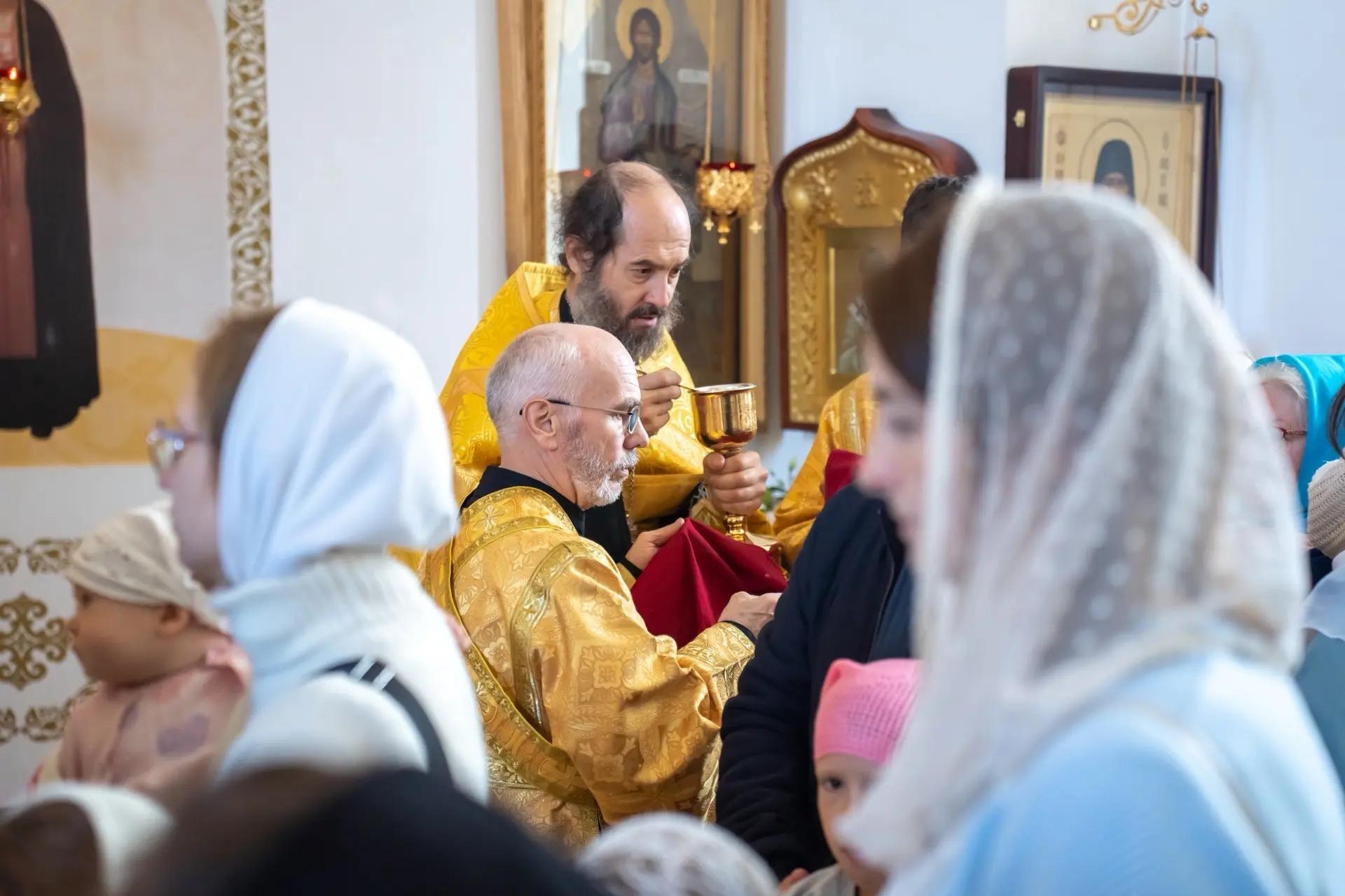 Литургия в Неделю 13-ю по Пятидесятнице, сщмч. Мирона Кизического