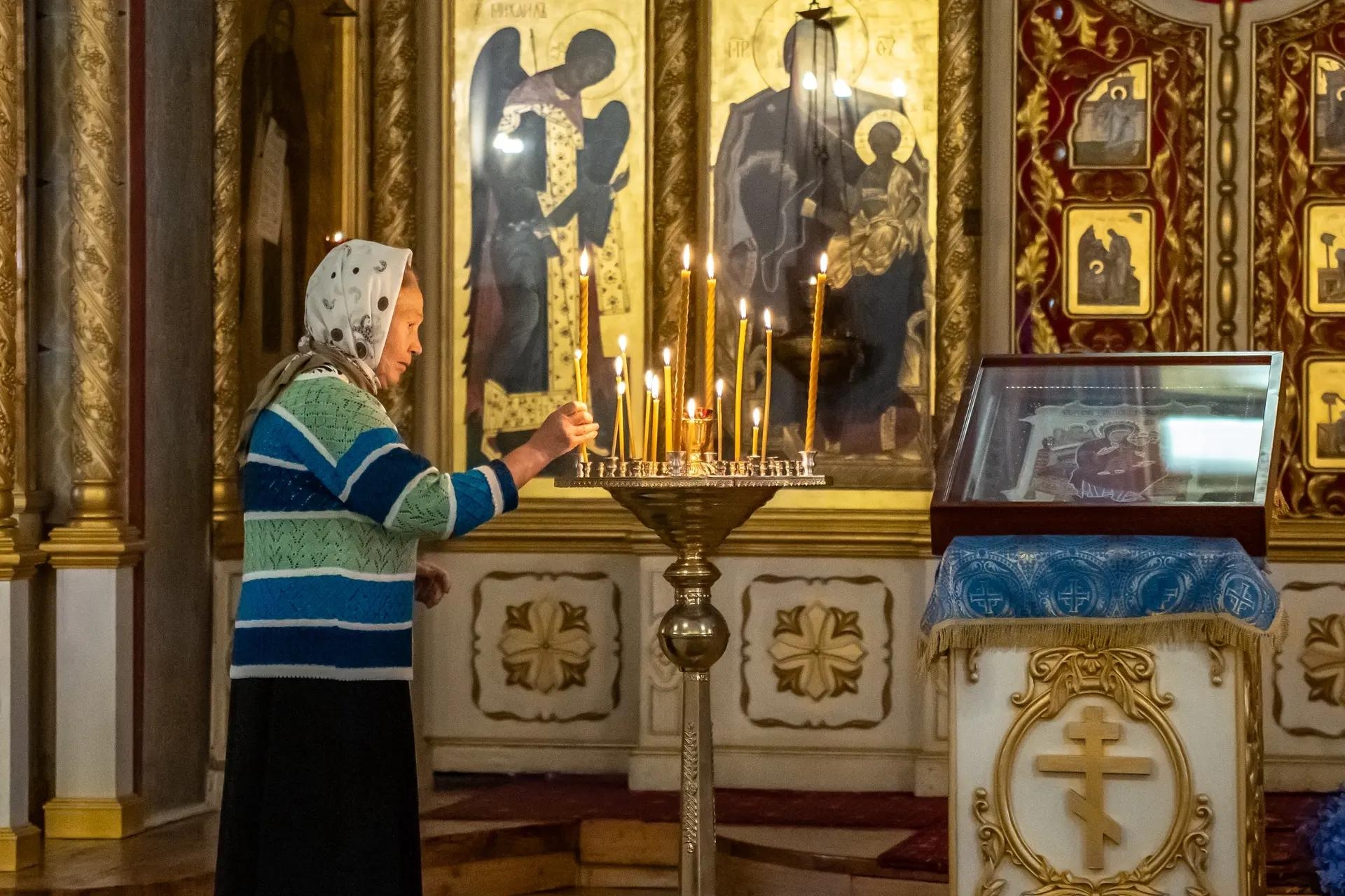 Литургия в понедельник 14-й седмицы по Пятидесятнице, иконы Божией Матери «Всецарица»