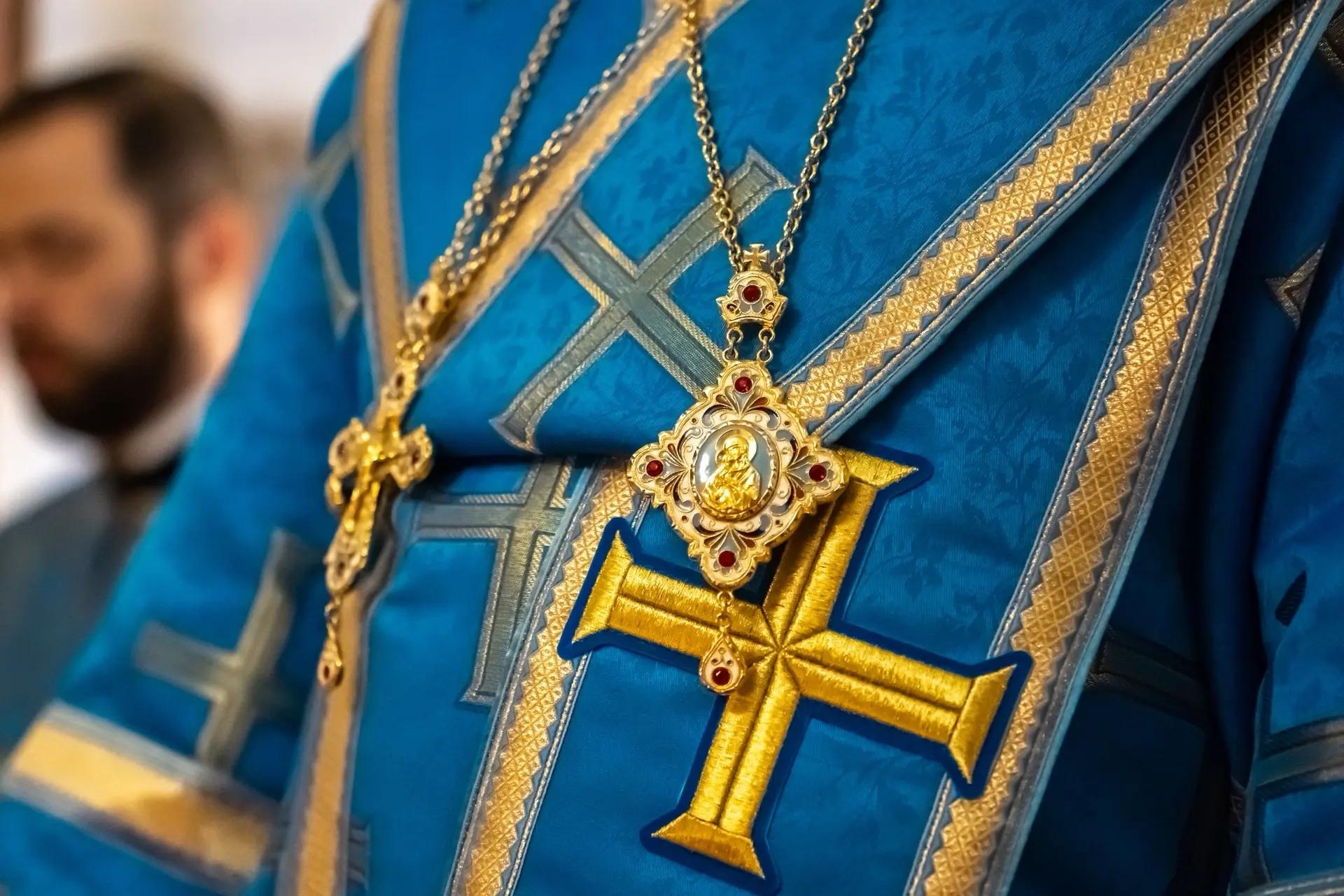 Литургия в понедельник 14-й седмицы по Пятидесятнице, иконы Божией Матери «Всецарица»