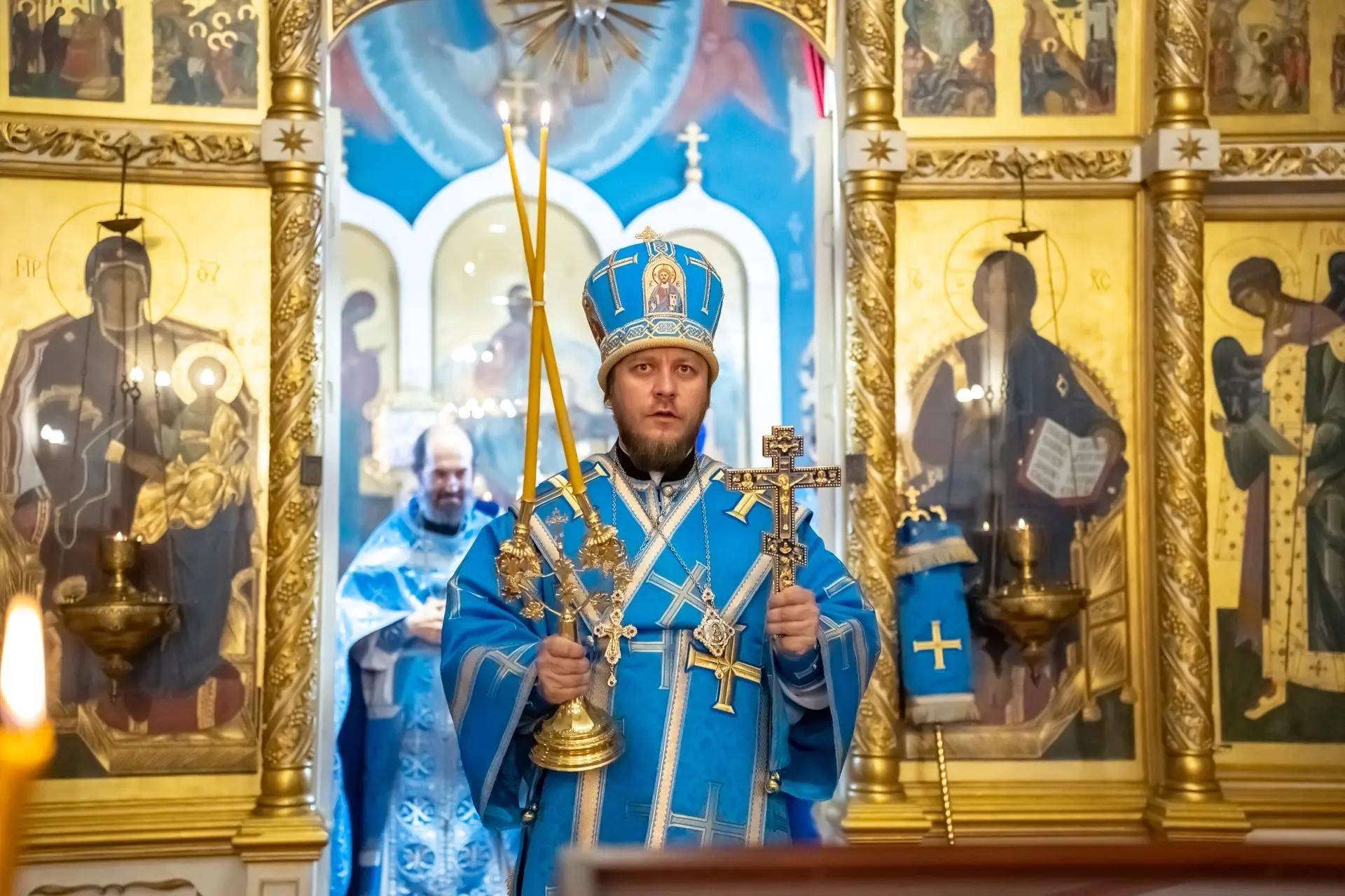 Литургия в понедельник 14-й седмицы по Пятидесятнице, иконы Божией Матери «Всецарица»