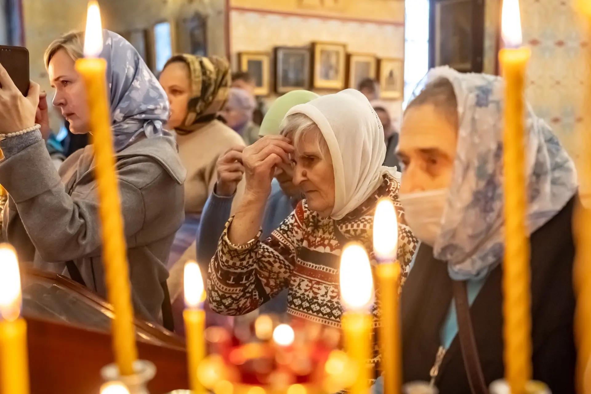 Литургия в понедельник 14-й седмицы по Пятидесятнице, иконы Божией Матери «Всецарица»
