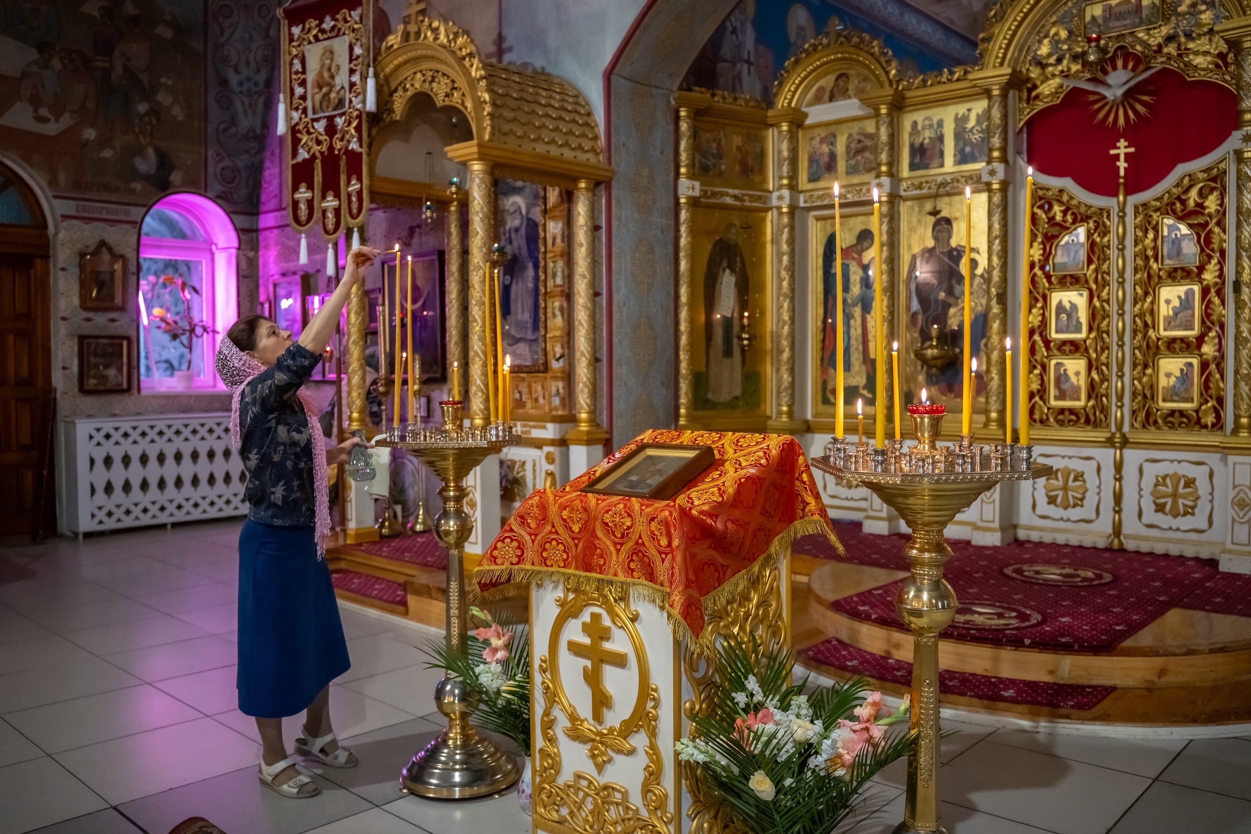 Литургия во вторник 9-ой Недели по Пятидесятнице, мироносицы равноап. Марии Магдалины