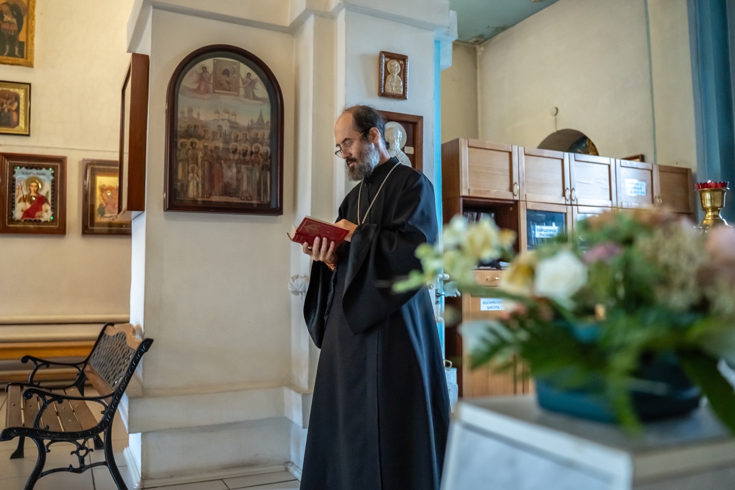 Литургия во вторник 9-ой Недели по Пятидесятнице, мироносицы равноап. Марии Магдалины