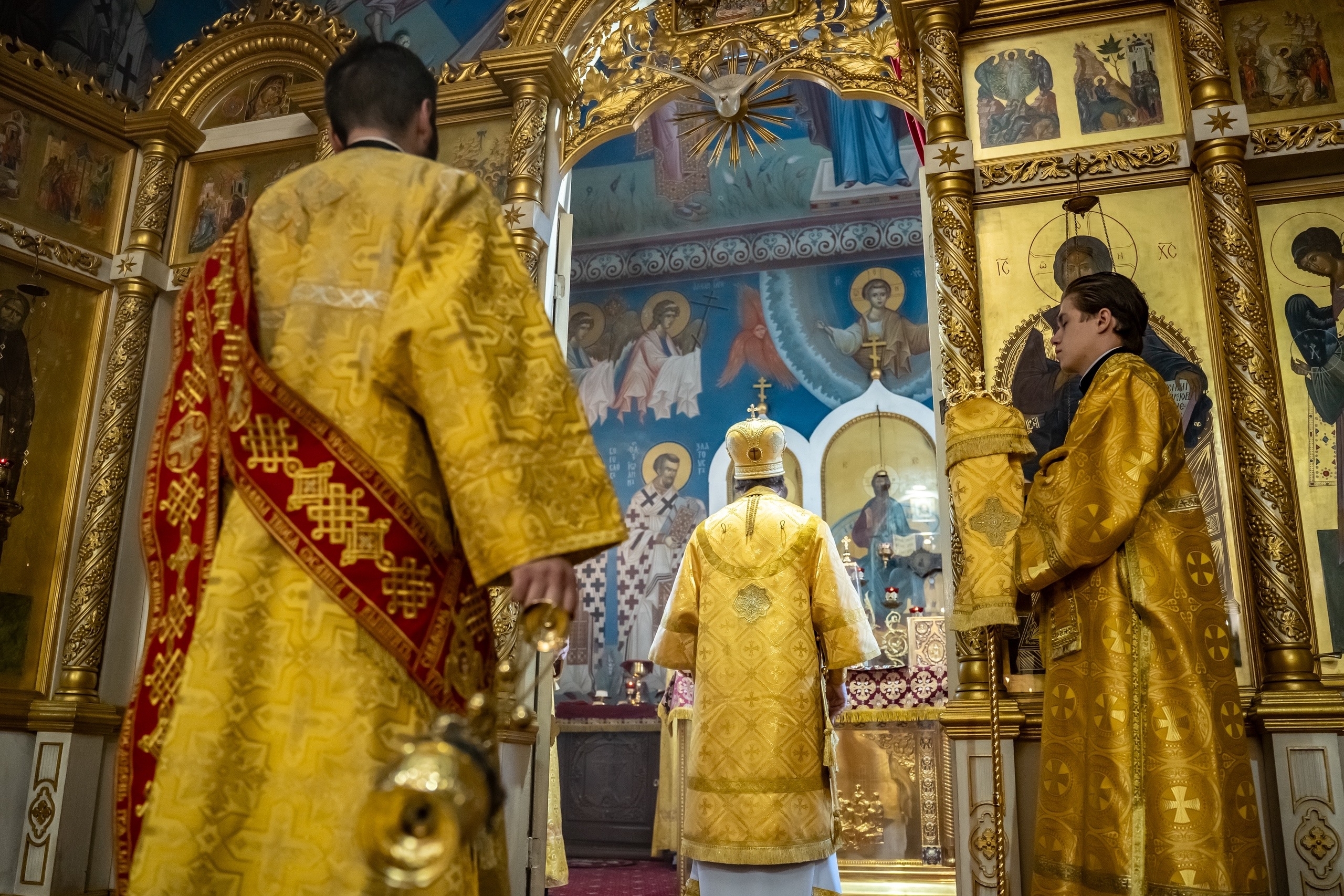 Литургия во вторник 9-ой Недели по Пятидесятнице, мироносицы равноап. Марии Магдалины