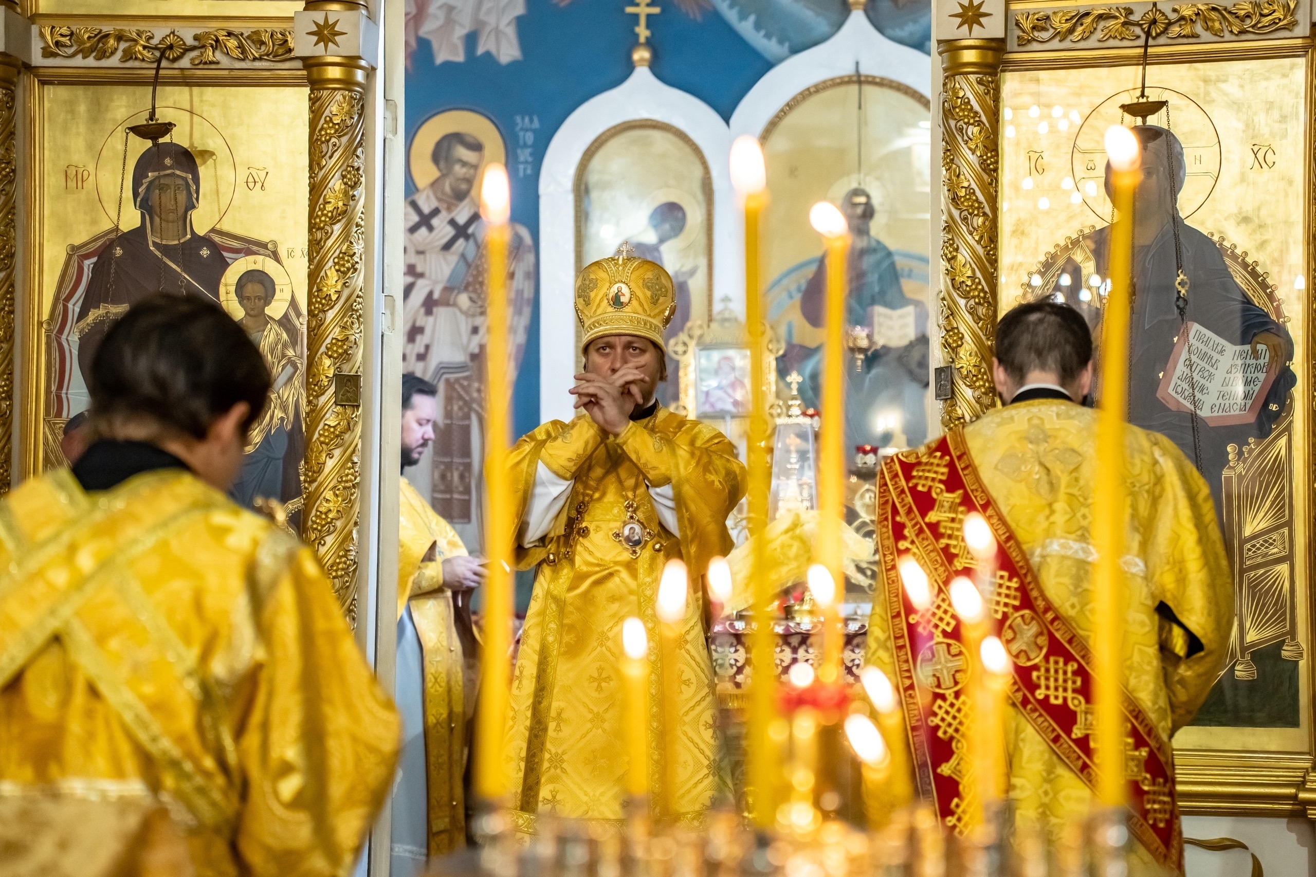 Литургия во вторник 9-ой Недели по Пятидесятнице, мироносицы равноап. Марии Магдалины