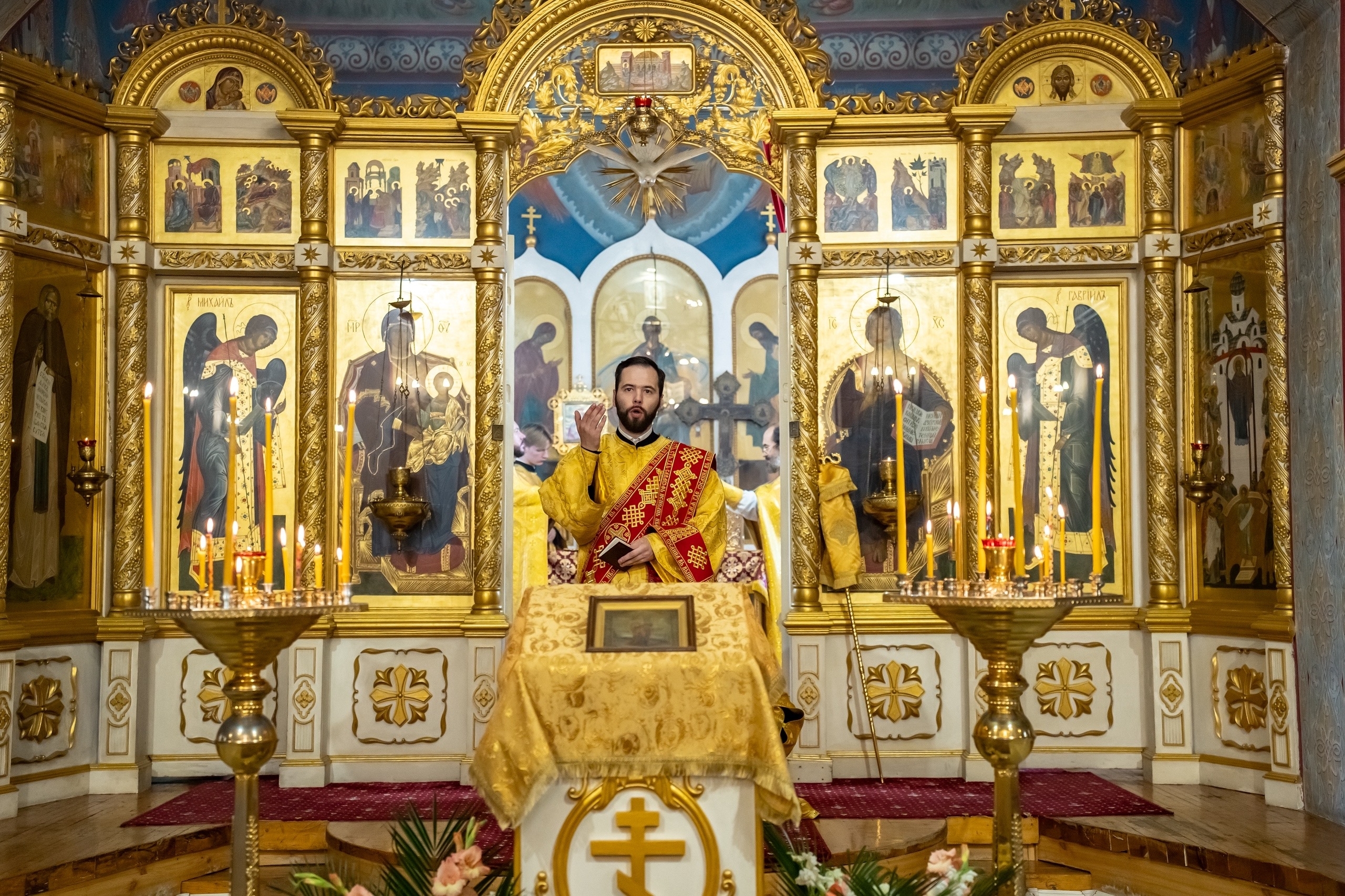 Литургия во вторник 9-ой Недели по Пятидесятнице, мироносицы равноап. Марии Магдалины